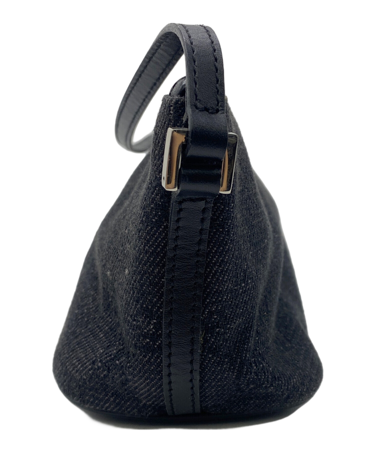 中古・古着通販】GUCCI (グッチ) アクセサリーポーチ ブラック 