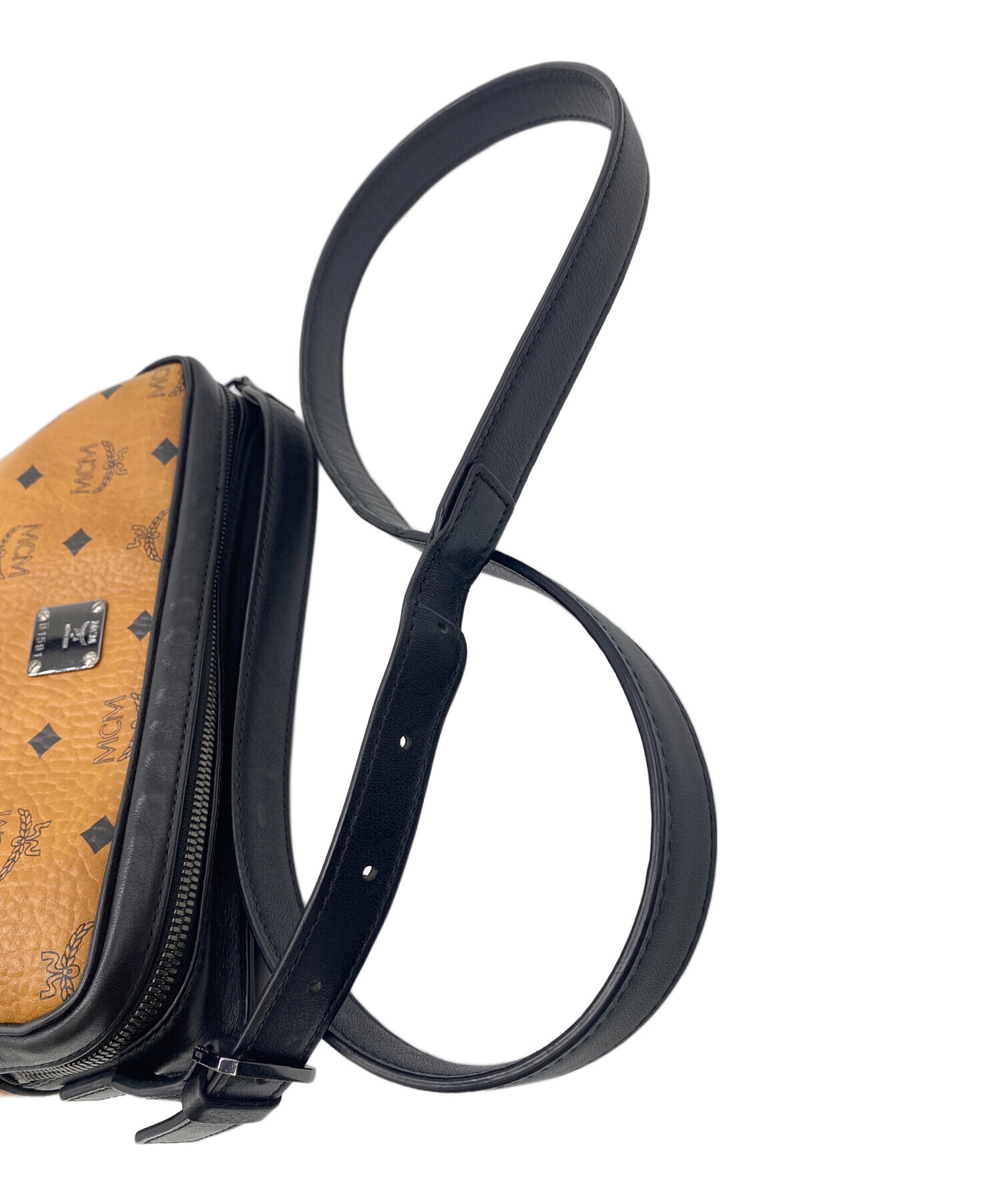 中古・古着通販】MCM (エムシーエム) スクエアショルダーバッグ 