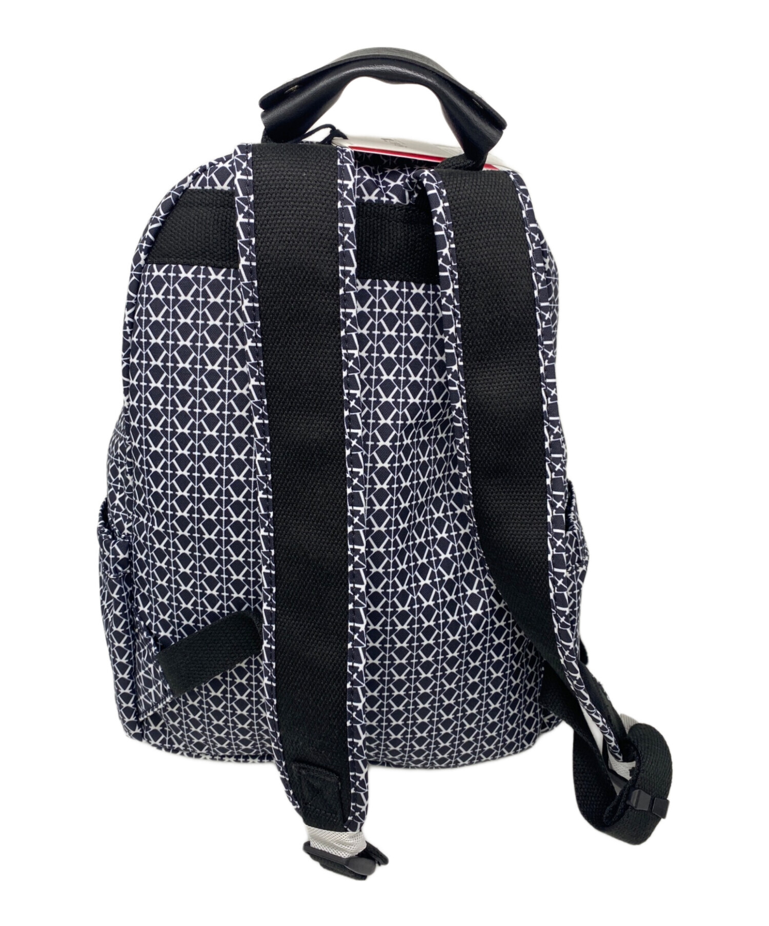 【美品未使用】 kipling ブラック リュックサック　タグ付き　シルバー 中古・古着通販】Kipling (キプリング) リュック ブラック サイズ:表記