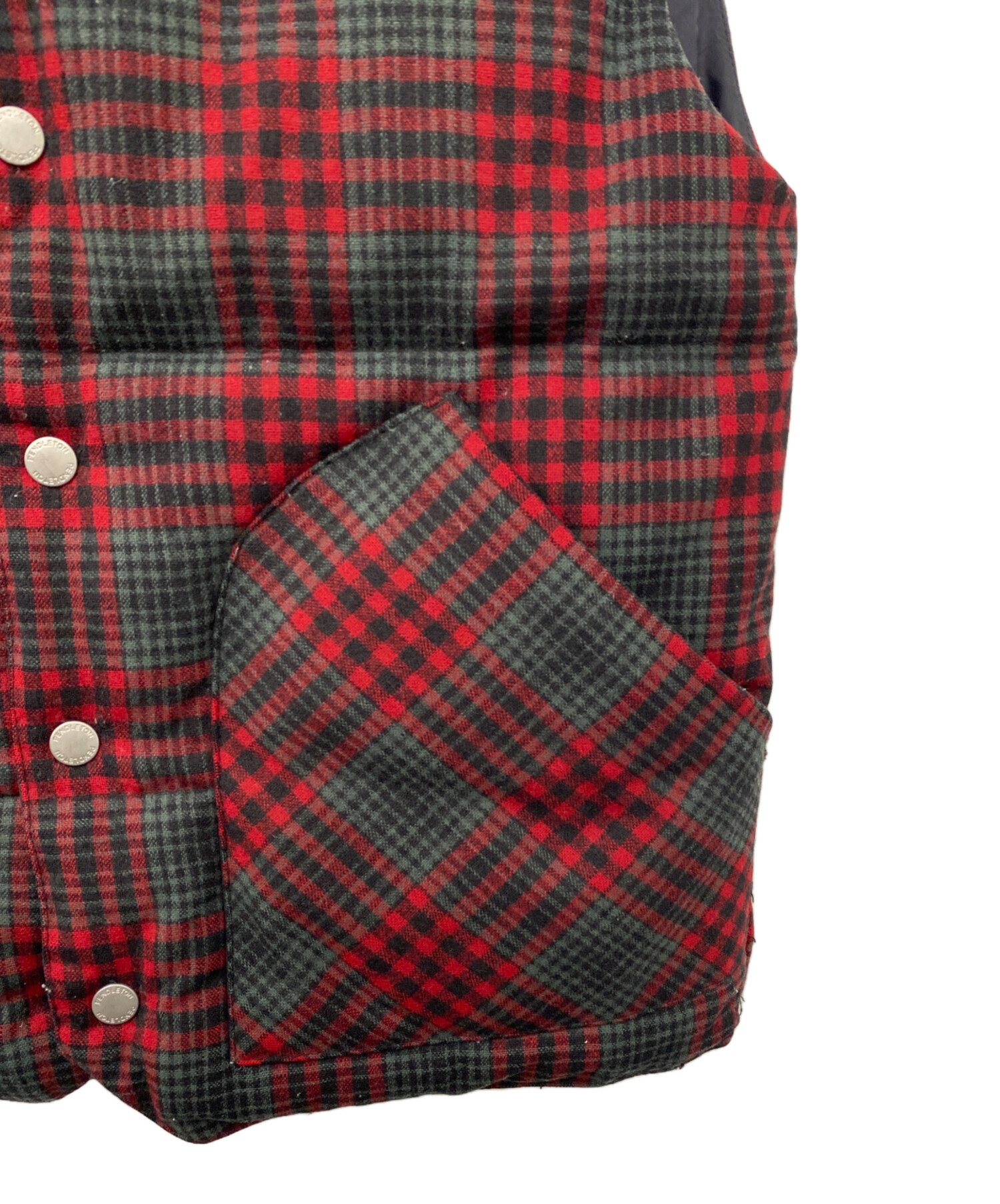 中古・古着通販】PENDLETON (ペンドルトン) ダウンベスト レッド 中古・古着通販】PENDLETON (ペンドルトン) ダウンベスト レッド