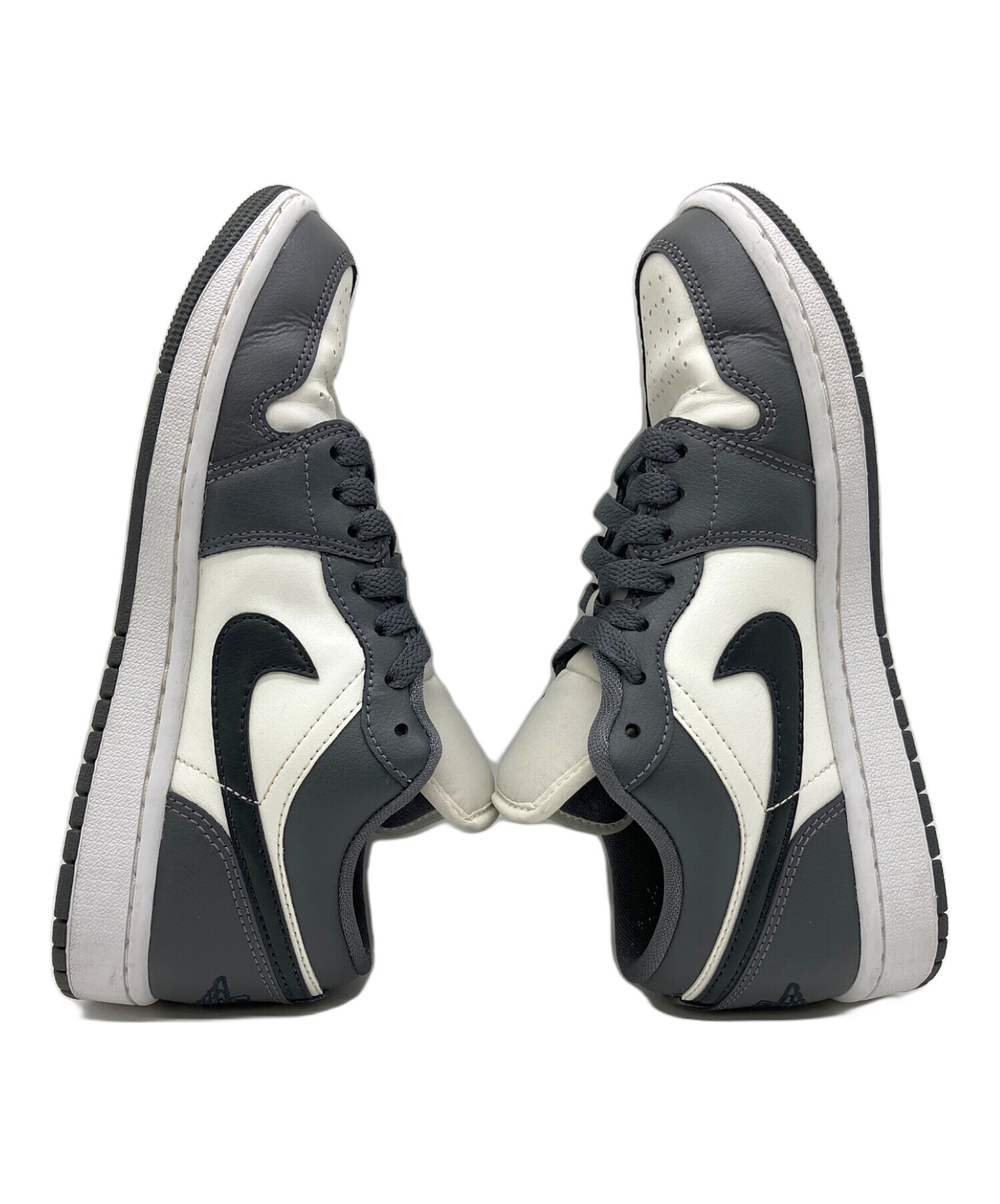中古・古着通販】NIKE (ナイキ) ローカットスニーカー ホワイト×グレー
