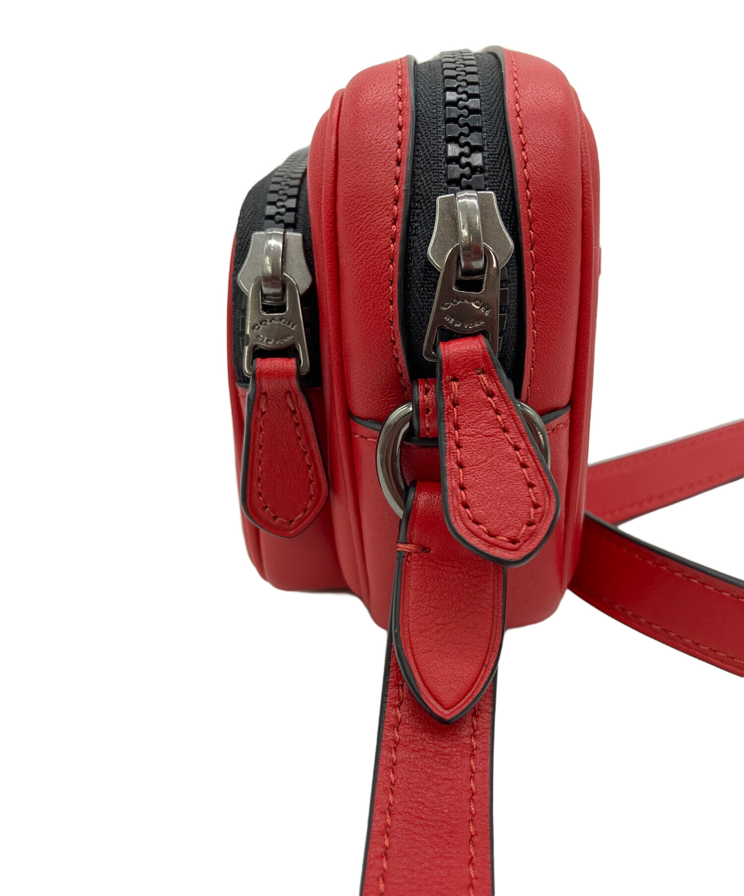 中古・古着通販】COACH (コーチ) ショルダーバッグ レッド｜ブランド