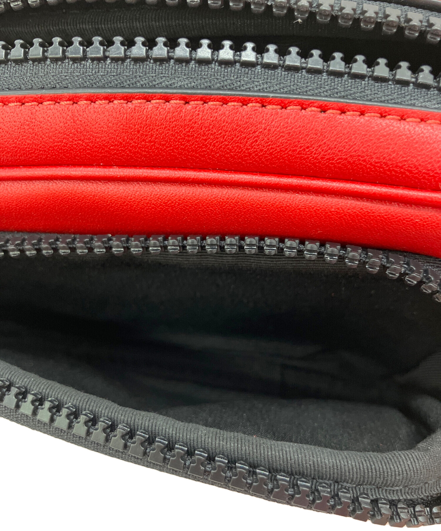中古・古着通販】COACH (コーチ) ショルダーバッグ レッド｜ブランド