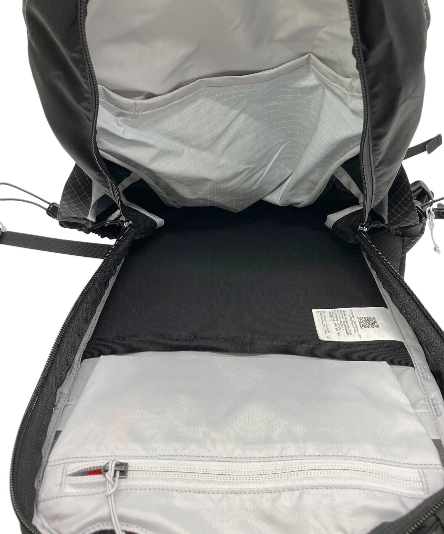 中古・古着通販】ARC'TERYX (アークテリクス) リュック ブラック