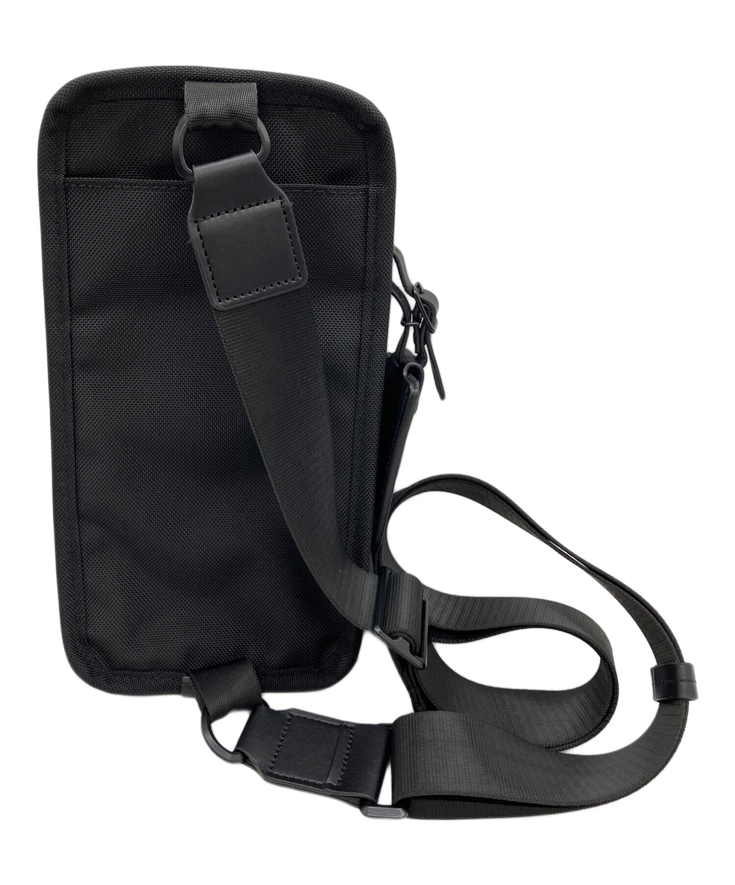 中古・古着通販】TUMI (トゥミ) コンパクトスリングボディバッグ