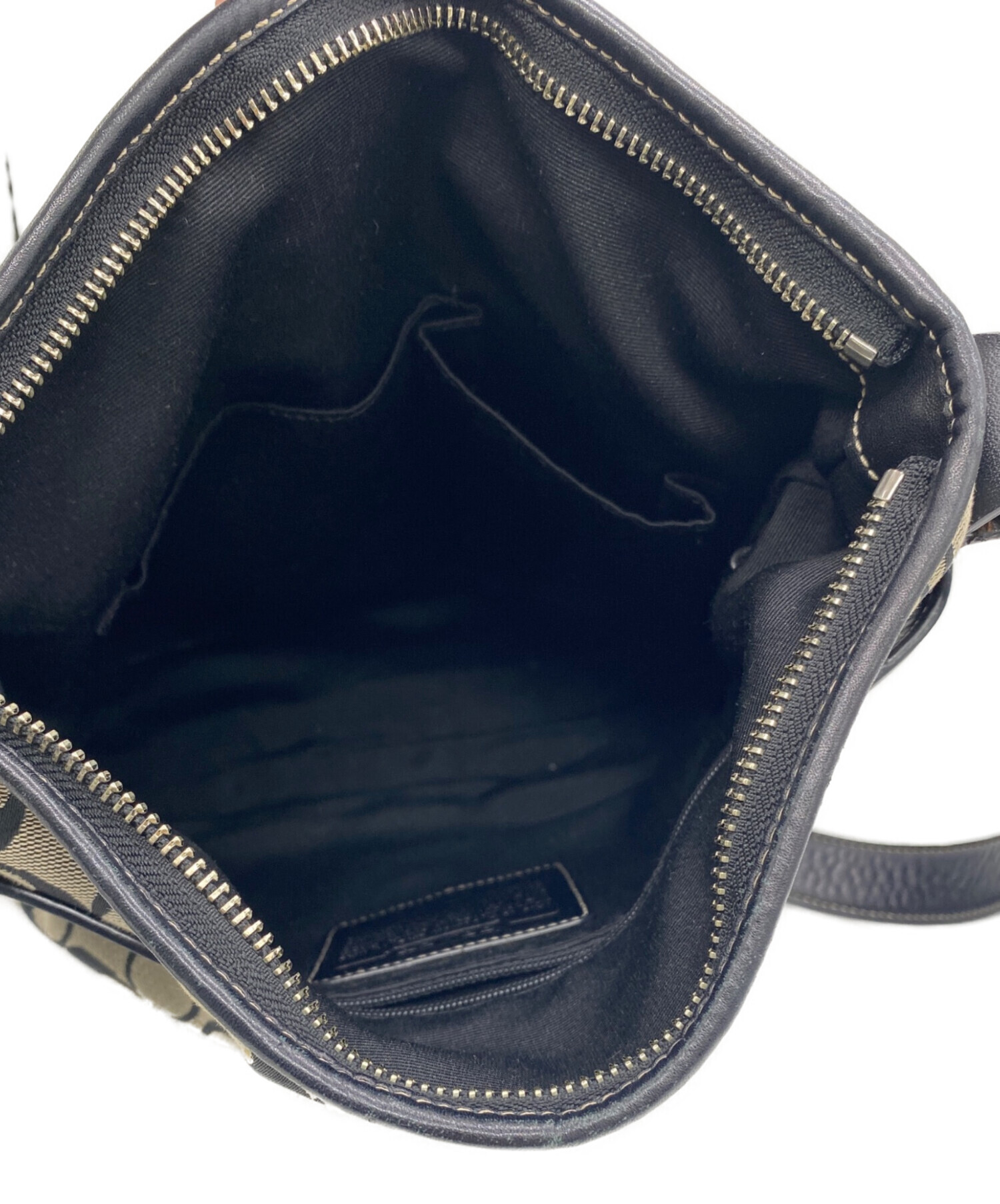 中古・古着通販】COACH (コーチ) ショルダーバッグ ブラック×ベージュ