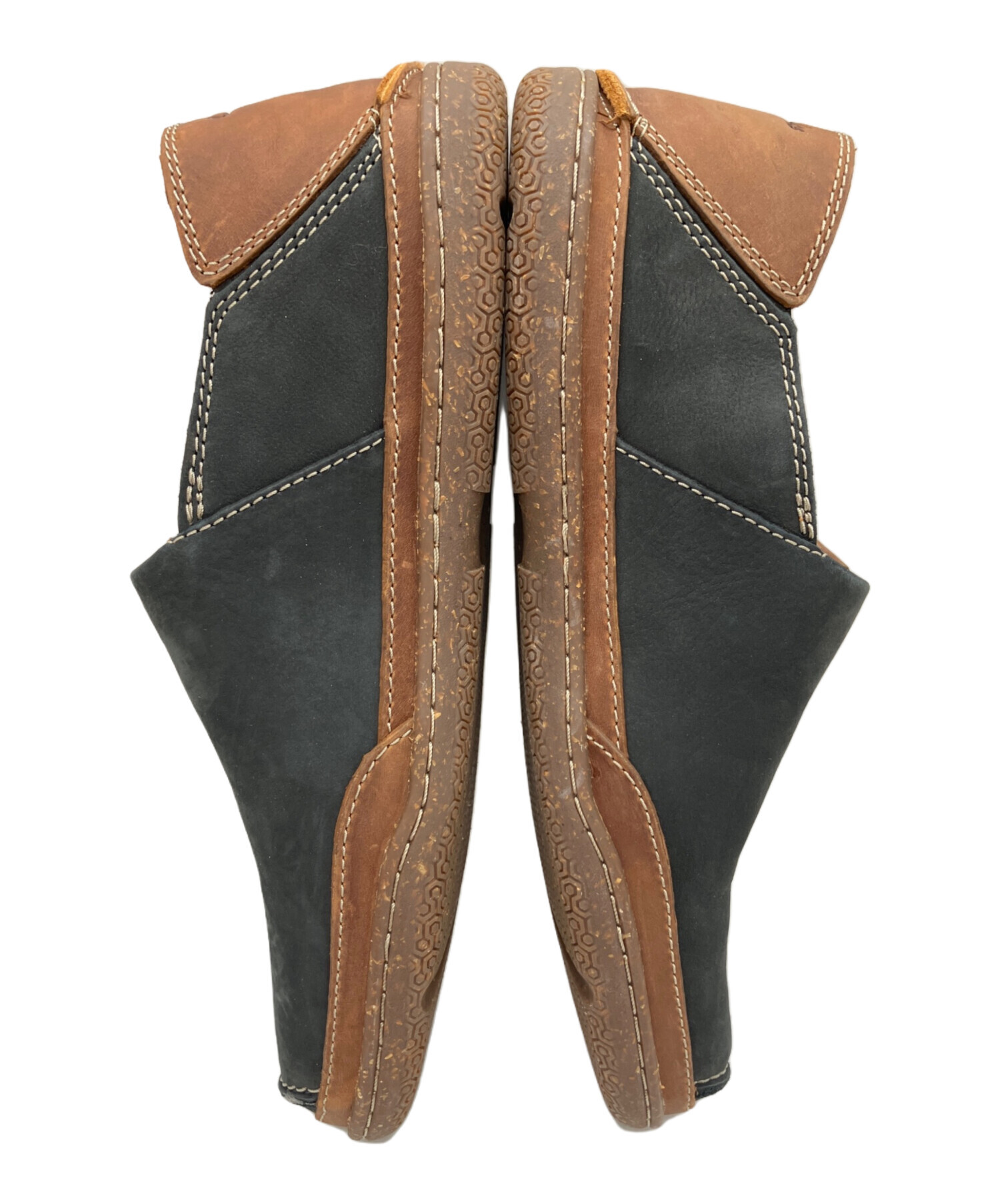 中古・古着通販】CLARKS (クラークス) スリッポン ネイビー×ブラウン
