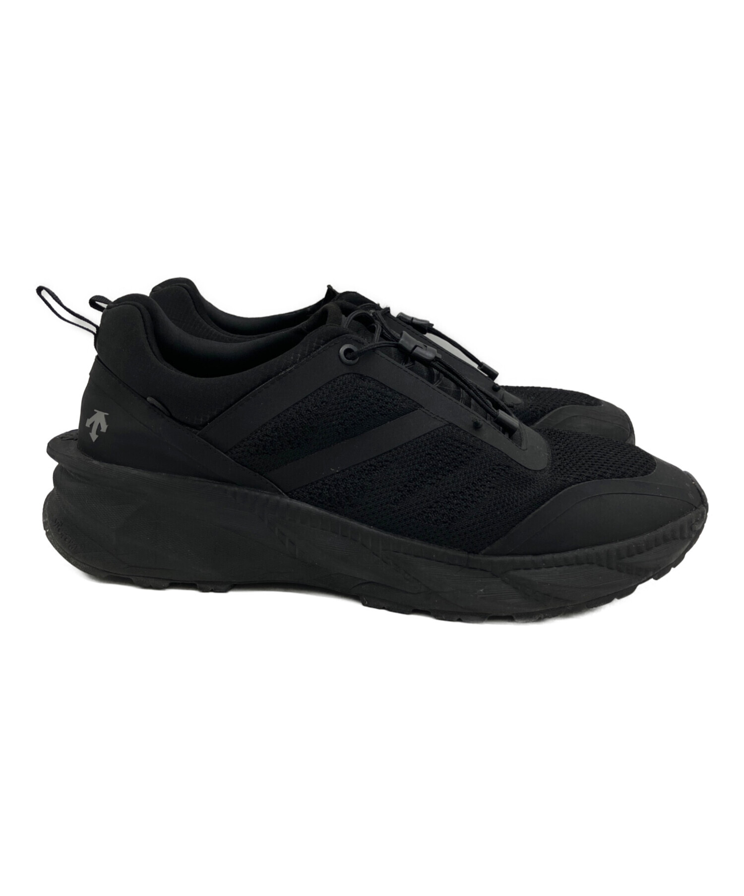 中古・古着通販】DESCENTE (デサント) ローカットスニーカー ブラック
