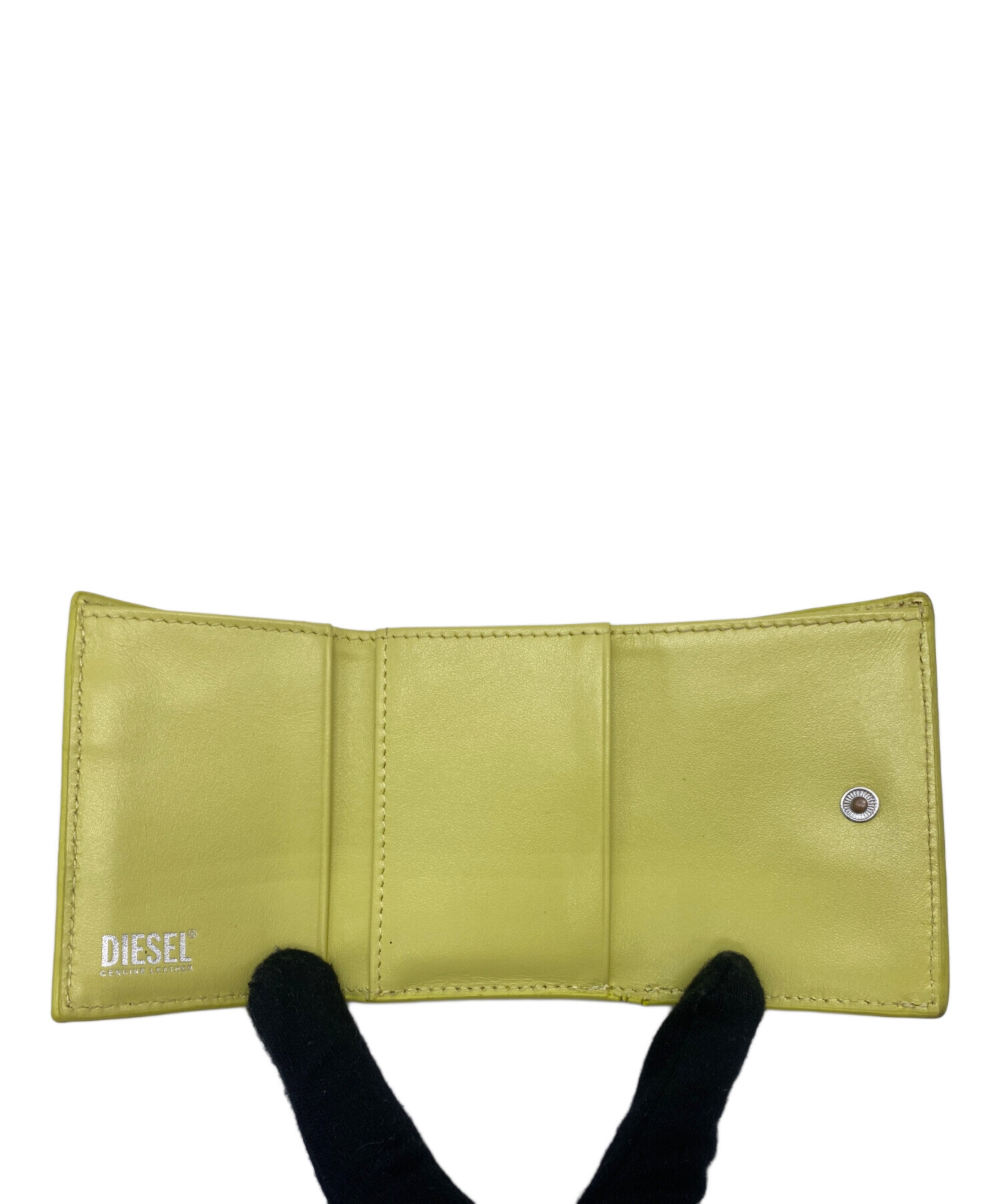 中古・古着通販】DIESEL (ディーゼル) 3つ折り財布 黄緑｜ブランド