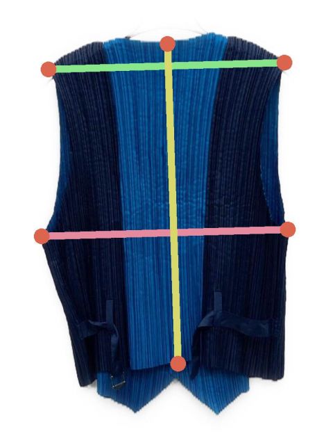 me ISSEY MIYAKE ミーイッセイミヤケ ベスト ビスチェ 中古・古着通販】ISSEY MIYAKE (イッセイミヤケ) ベスト ブルー