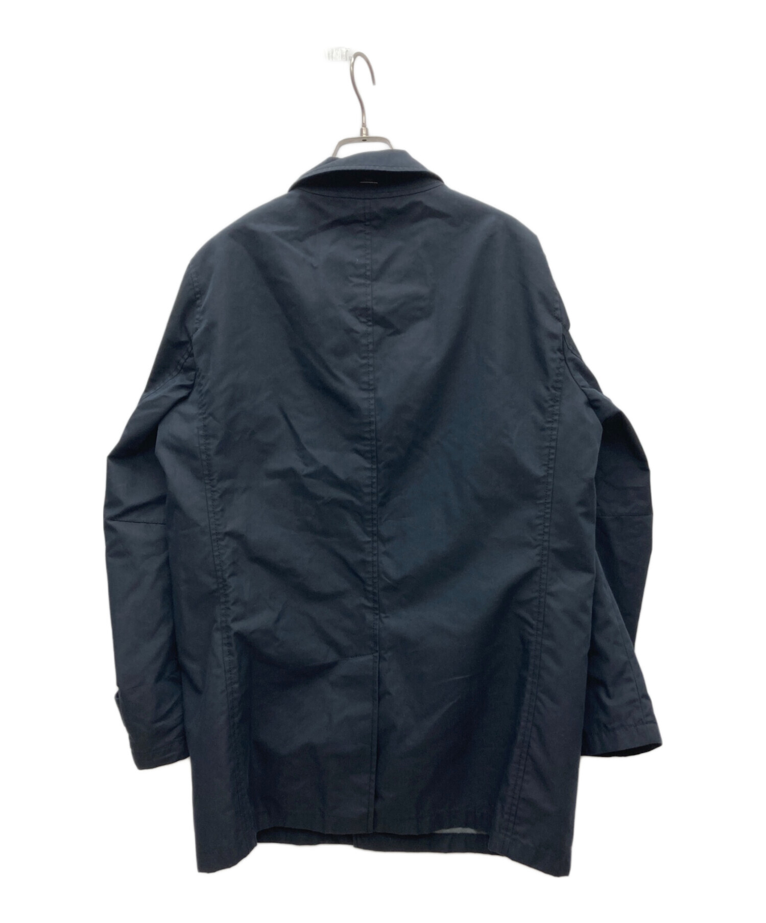 国内正規品　HERNO ヘルノ　ステンカラーコート ネイビー 50 HERNO〉シンプルなデザインと、高い機能性を兼ね備えたステンカラー