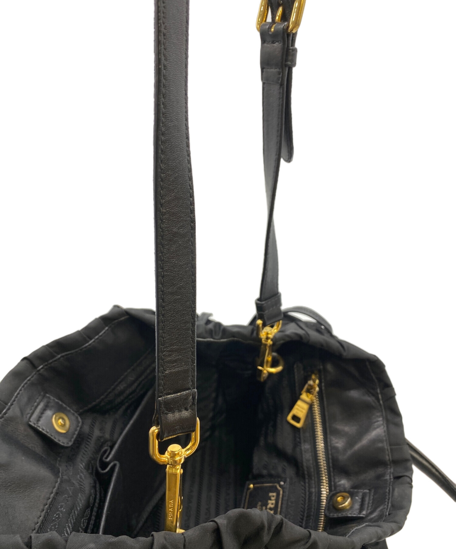 PRADA ブラックナイロンバッグ　2点ともシリアル番号199 PRADA ブラックナイロンバッグ 2点ともシリアル番号199