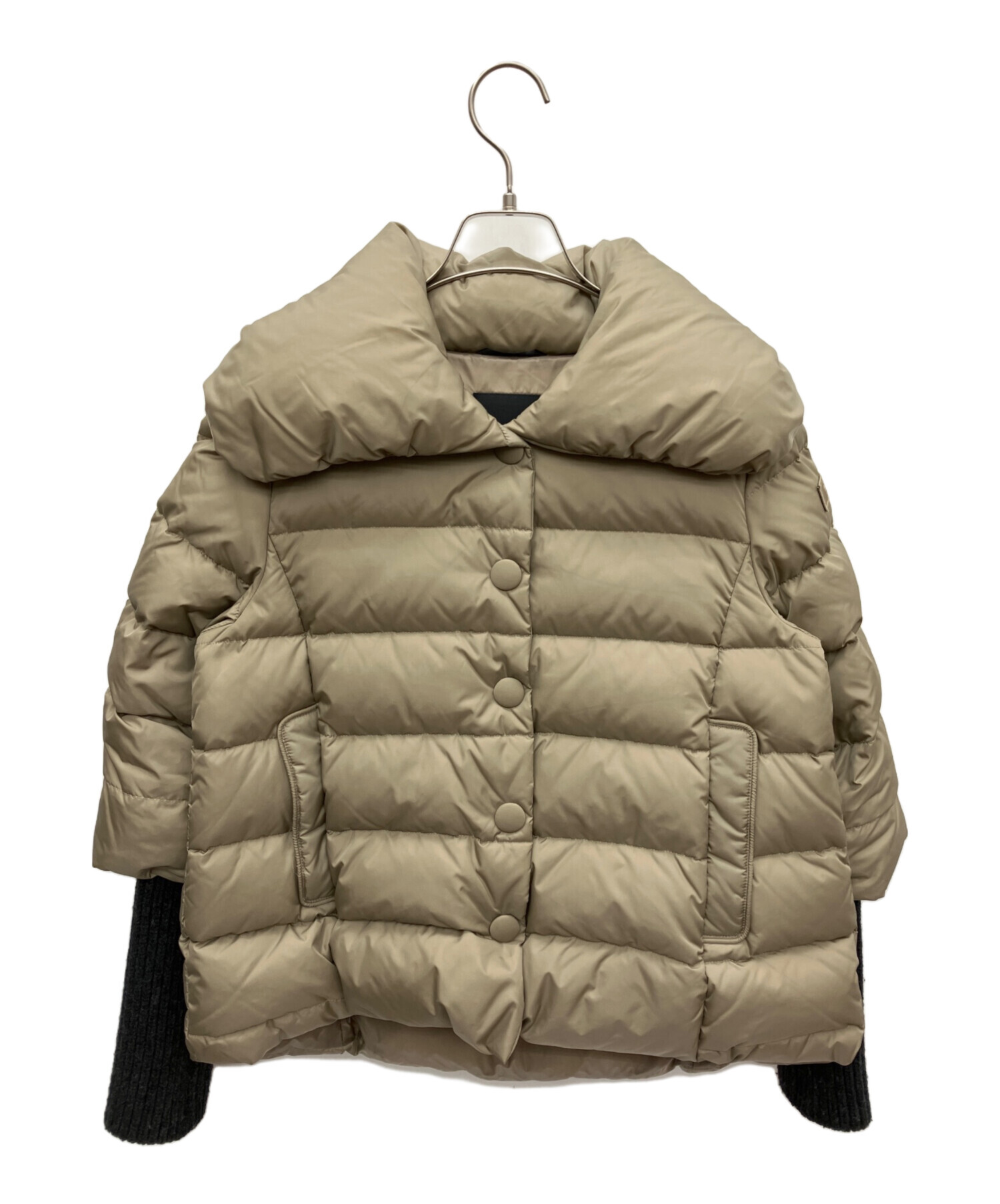 『クリスマスセール』TATRAS ベージュ ダウンジャケット クリスマスセール』TATRAS ベージュ ダウンジャケット