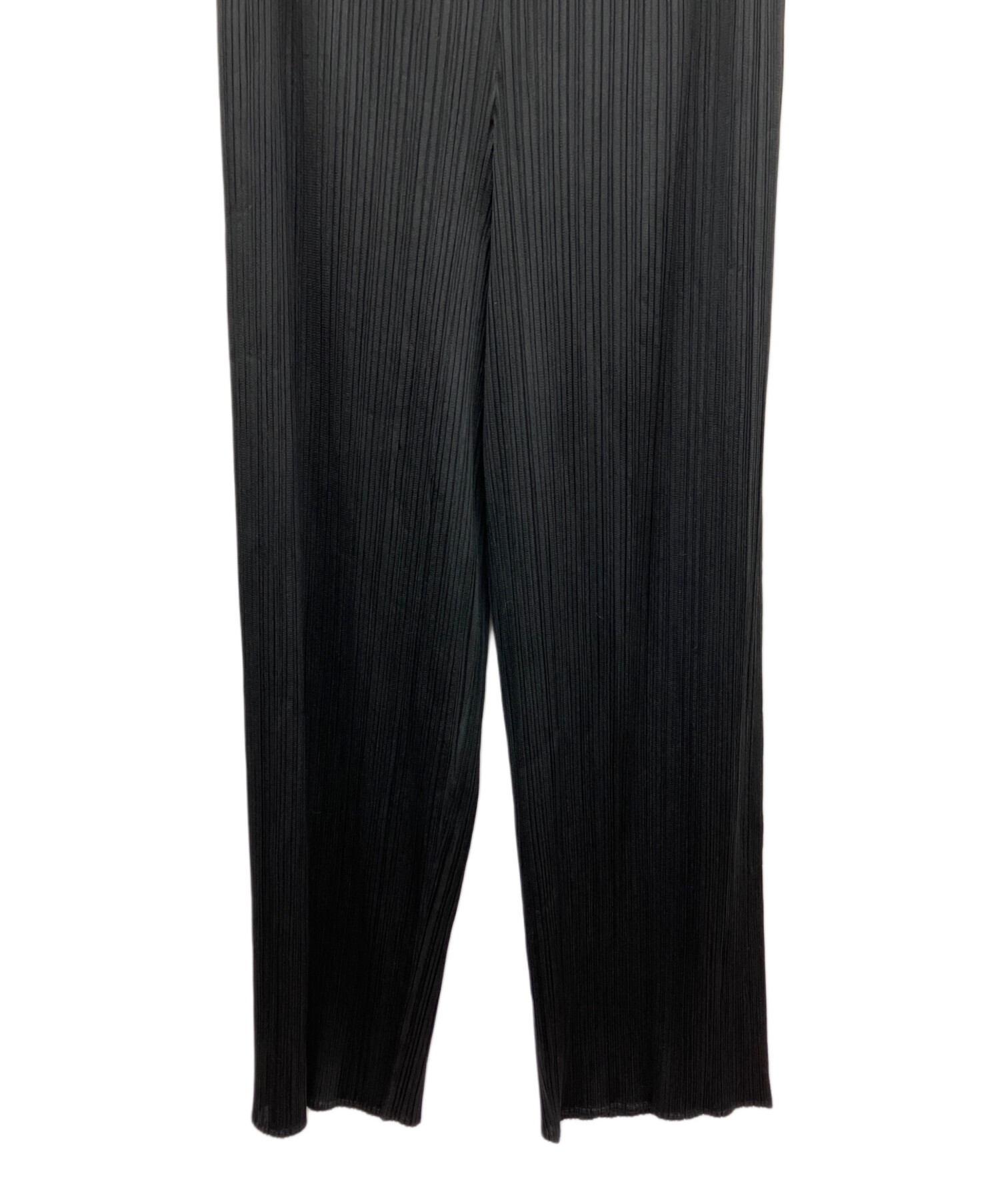 PLATAS PLEAS 黒 プリーツパンツ ひざ丈 中古・古着通販】PLEATS PLEASE (プリーツプリーズ) プリーツパンツ