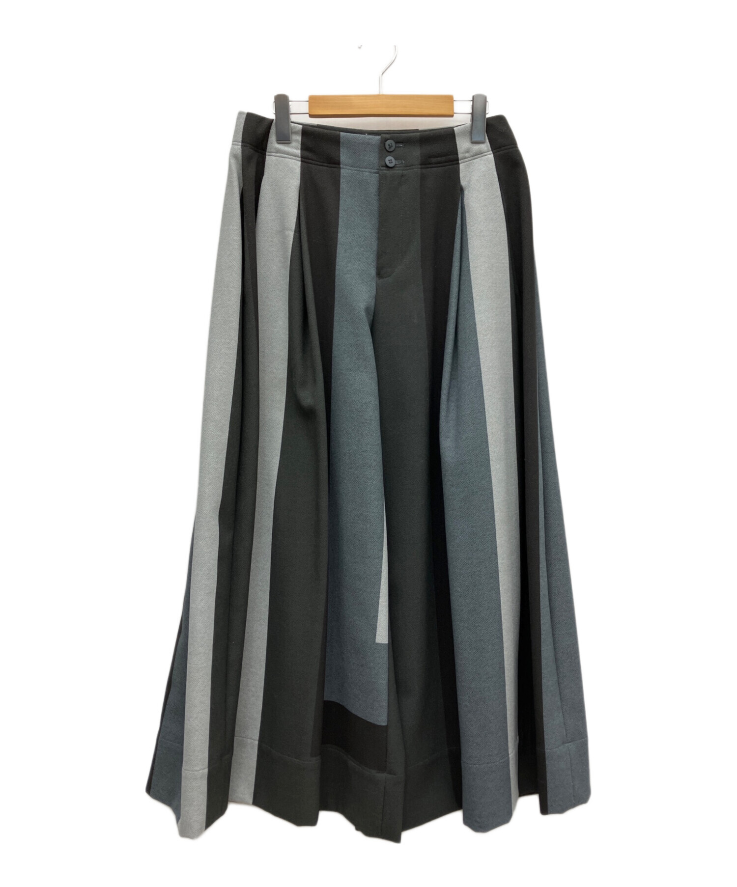 中古・古着通販】ISSEY MIYAKE (イッセイミヤケ) ワイドパンツ