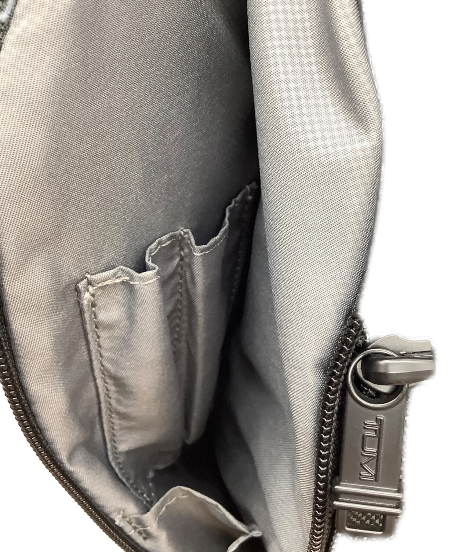 中古・古着通販】TUMI (トゥミ) ラージスリングボディバッグ ブラック