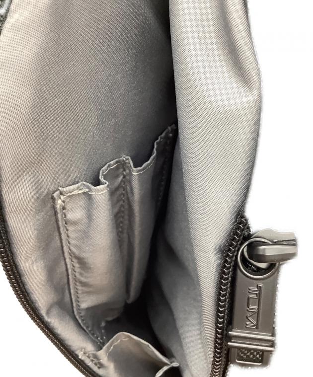 中古・古着通販】TUMI (トゥミ) ラージスリングボディバッグ ブラック