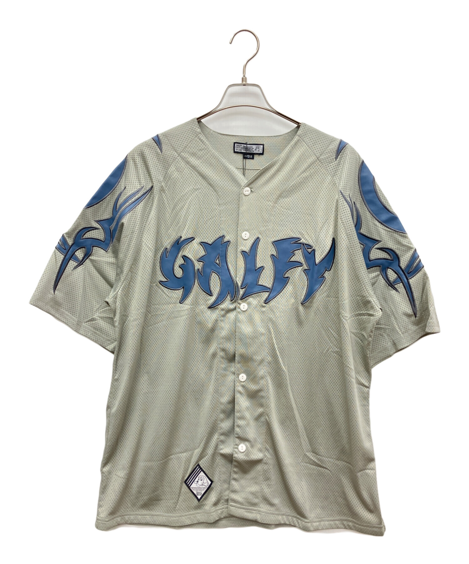 中古・古着通販】GALFY (ガルフィー) ゲームシャツ グレー サイズ:中型 