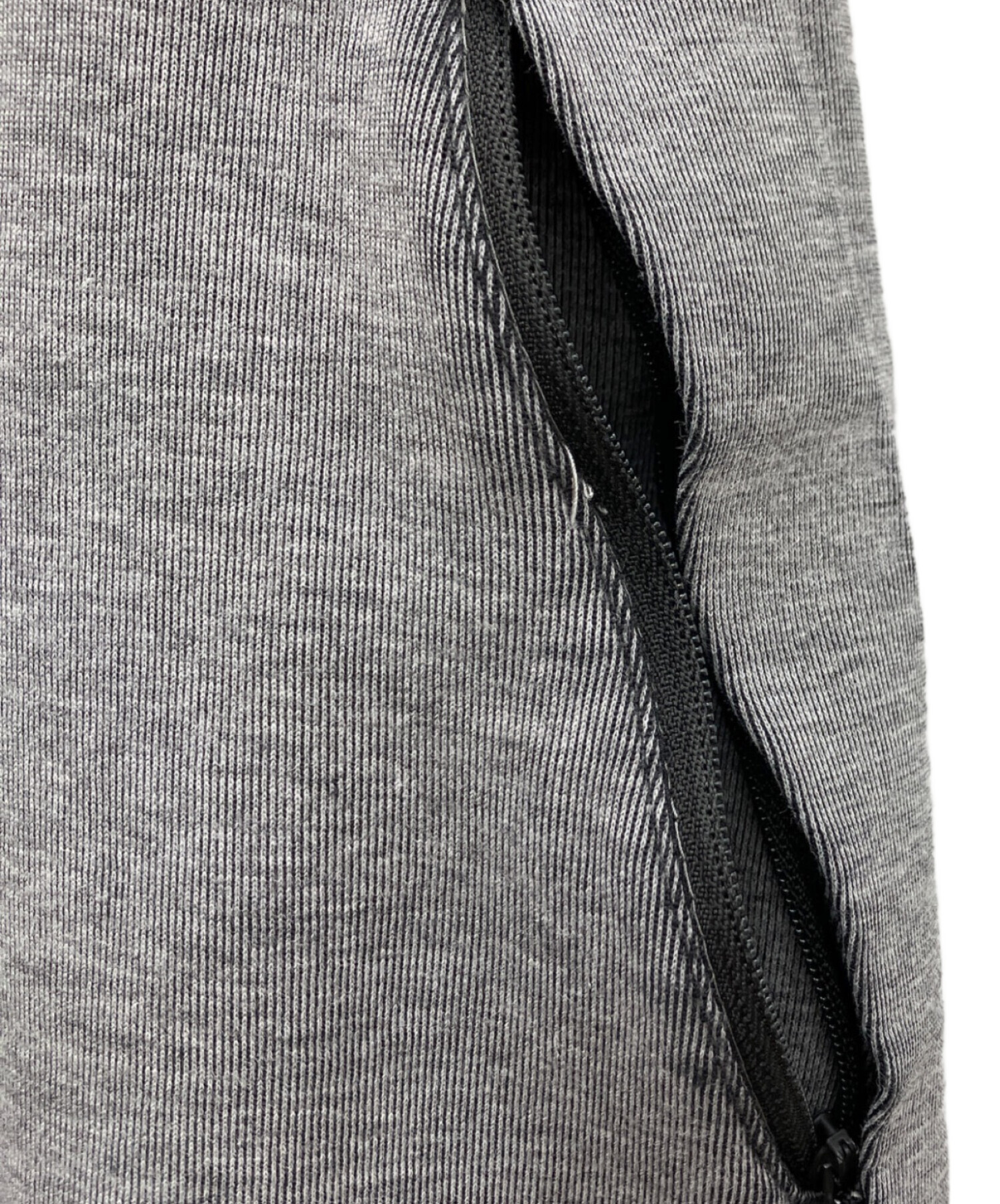 中古・古着通販】NIKE (ナイキ) テックフリースパンツ グレー サイズ