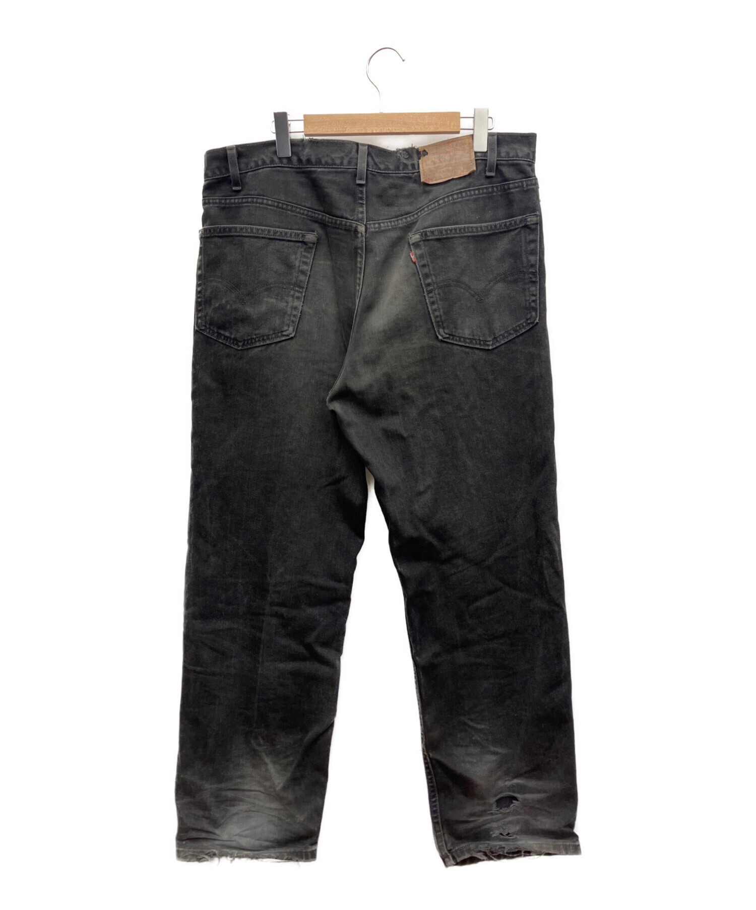 d*9様 Levi’s Vintage Clothing　ダメージ加工ワークパン 中古・古着通販】LEVI'S (リーバイス) ダメージ加工デニムパンツ