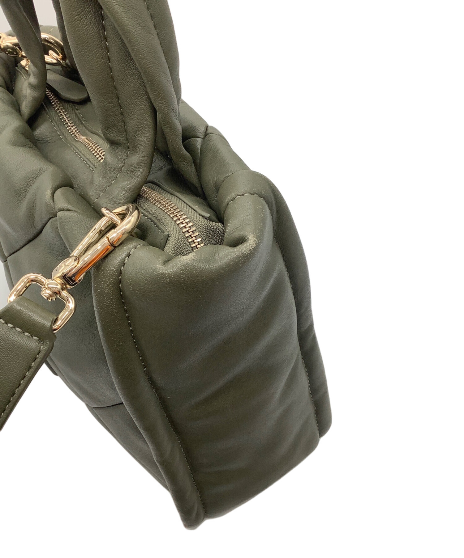 コールハーン オリーブグリーン キルティングハンドバッグ 中古・古着通販】COLE HAAN (コールハーン) キルテッド トート