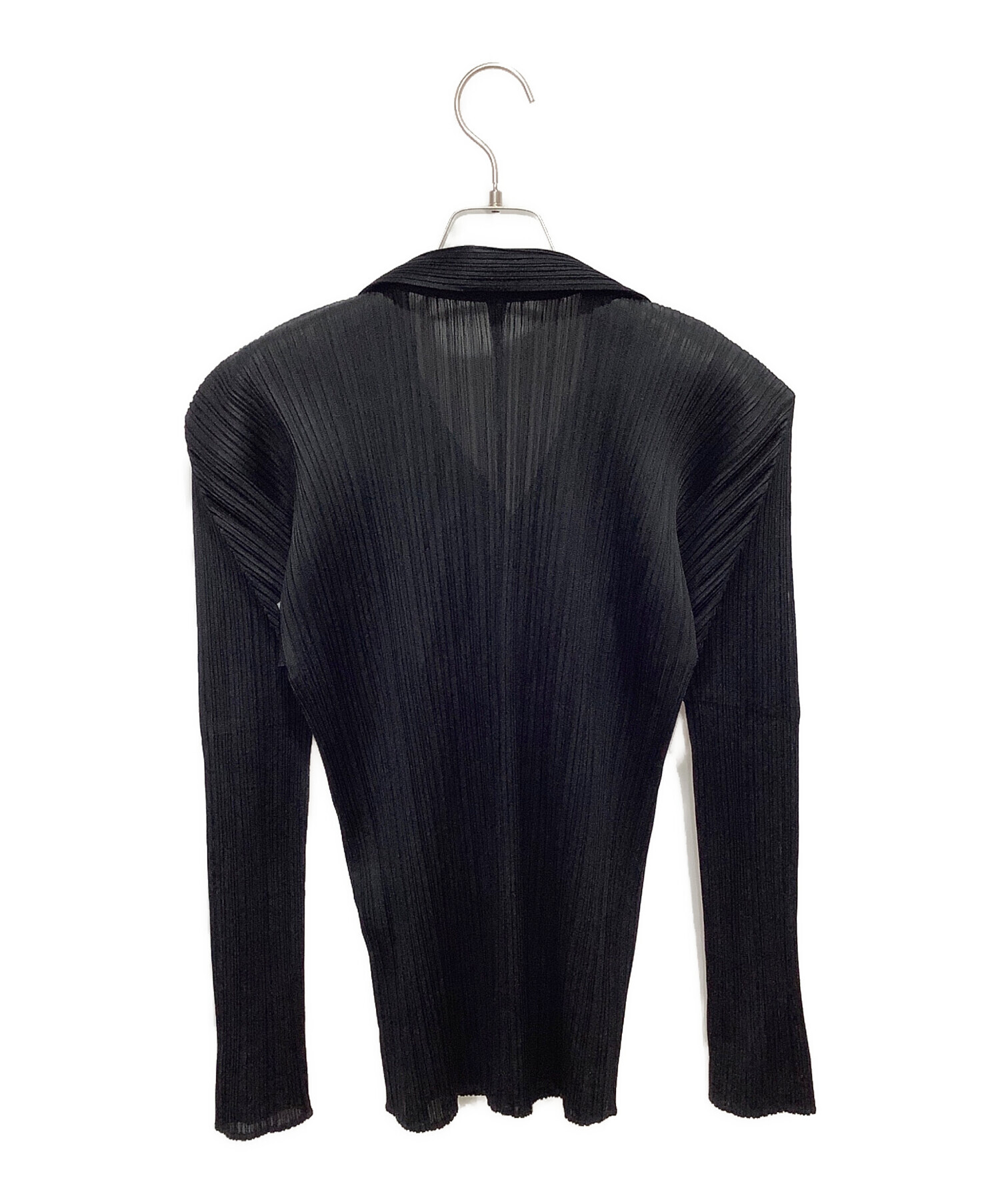 PLEATS PLEASE ブラック長袖トップス