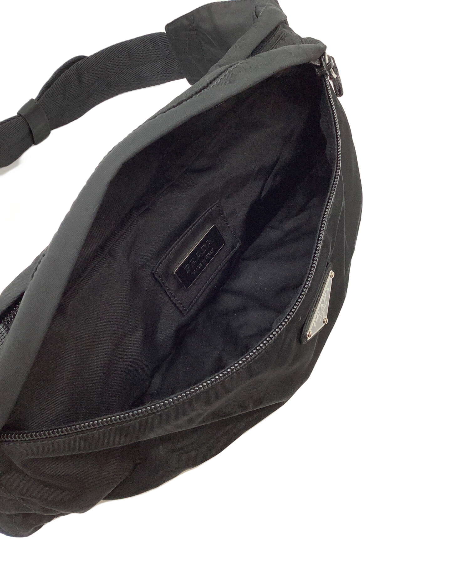中古・古着通販】PRADA (プラダ) ウエストバッグ ブラック｜ブランド