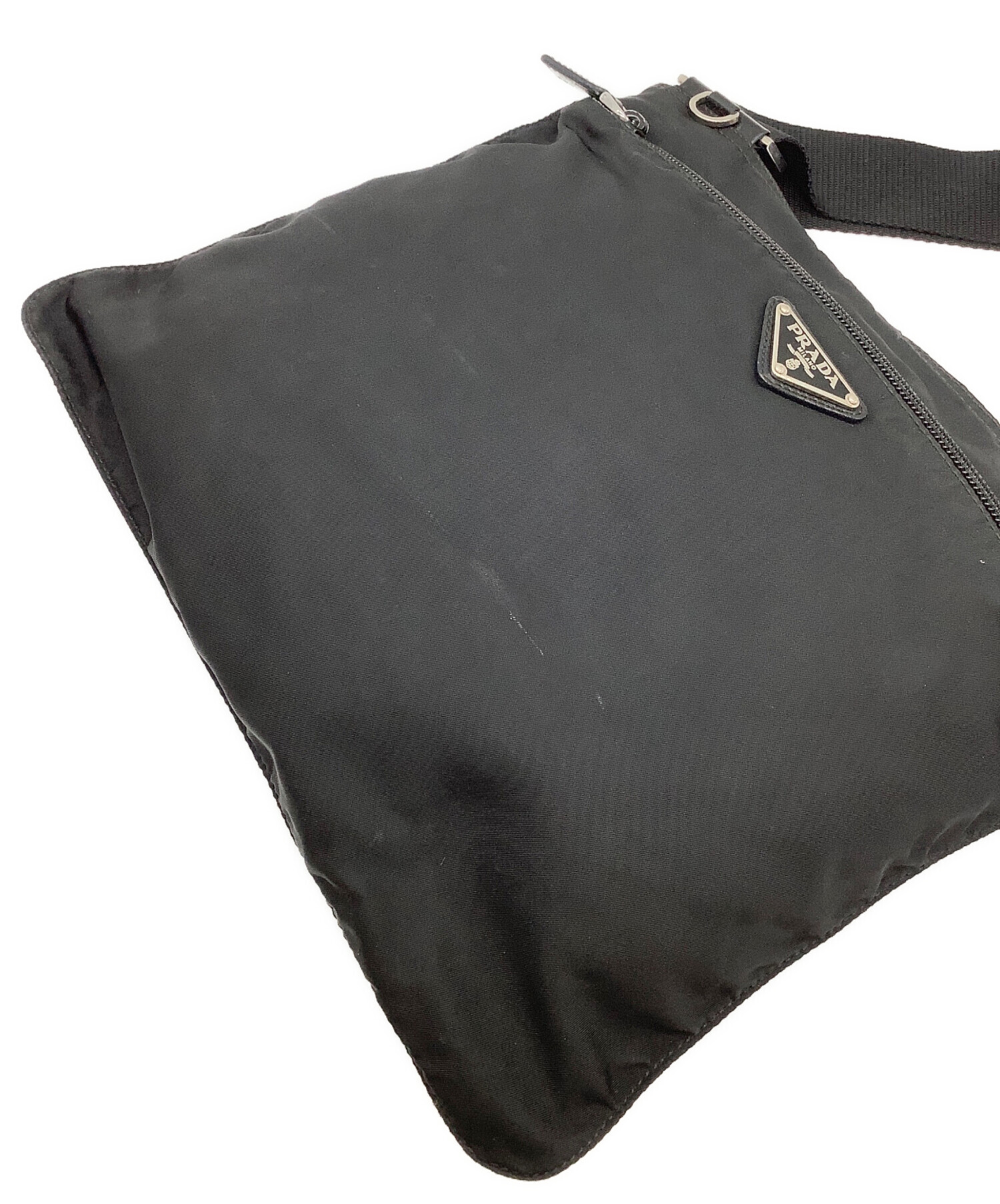 PRADA ショルダーバッグ 中古・古着通販】PRADA (プラダ) ショルダーバッグ ブラック｜ブランド