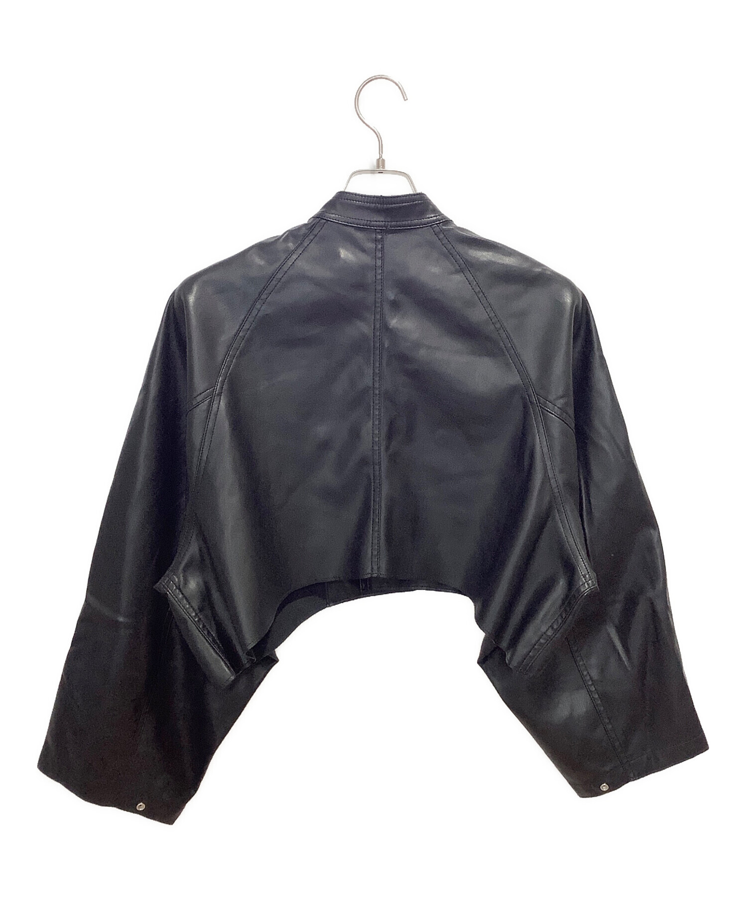 中古・古着通販】AMERI (アメリ) ROUND SHORT SYNTHETIC LEATHER 