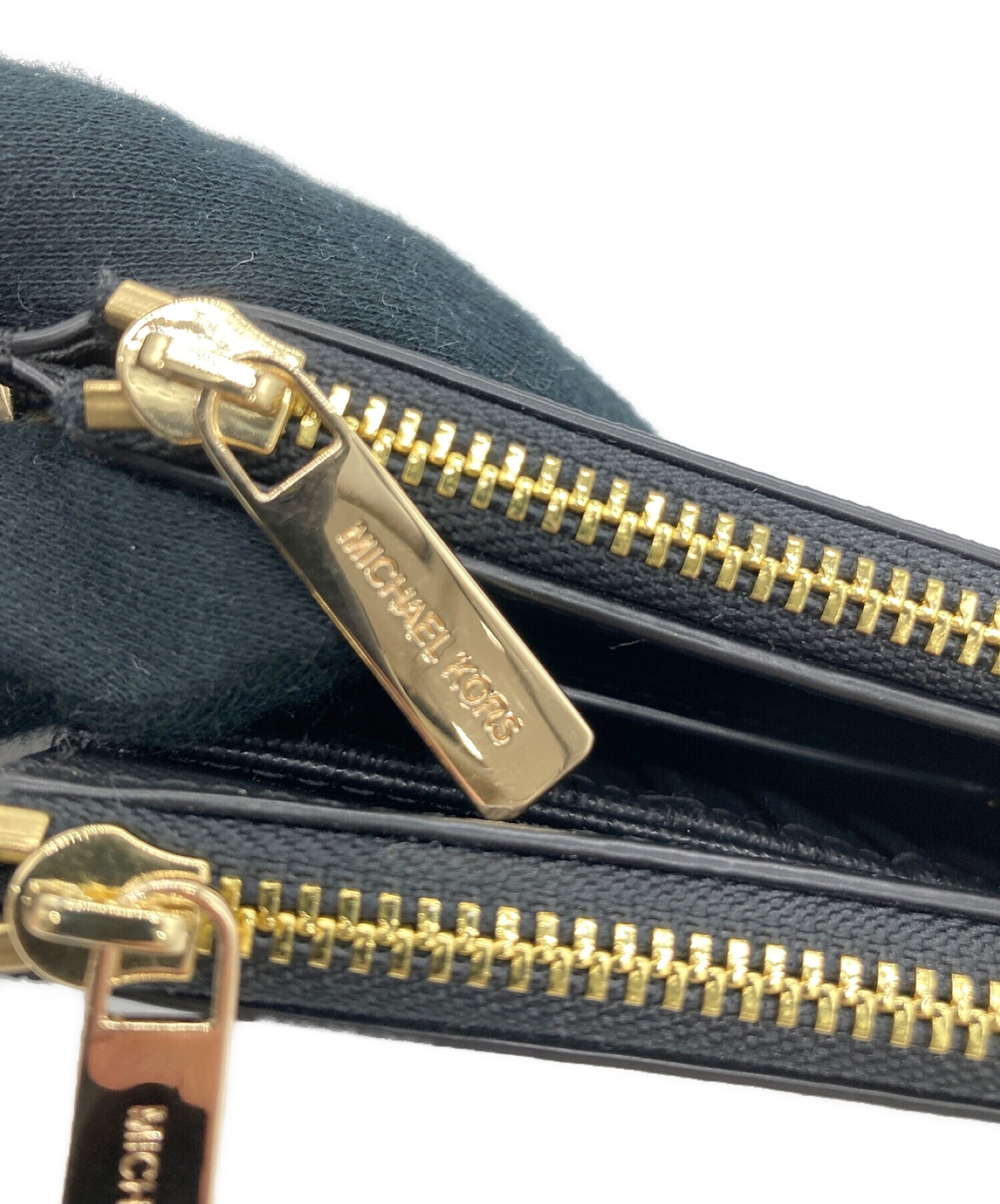 中古・古着通販】MICHAEL KORS (マイケルコース) 2つ折り財布 ブラック