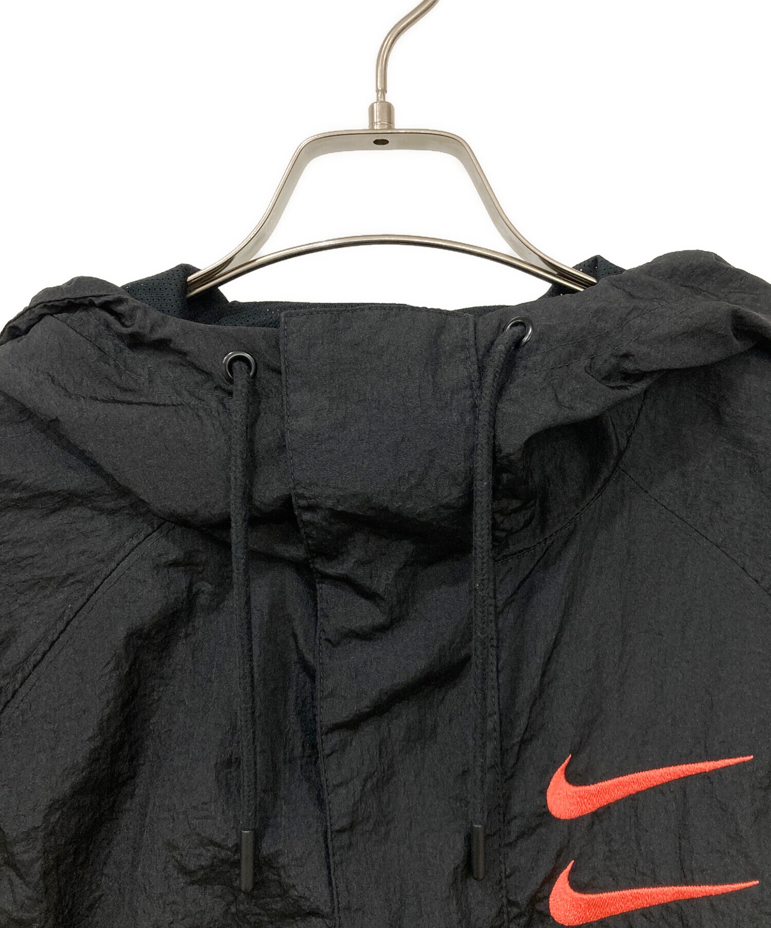 中古・古着通販】NIKE (ナイキ) SWOOSH WOVEN ANORAK JACKET ブラック
