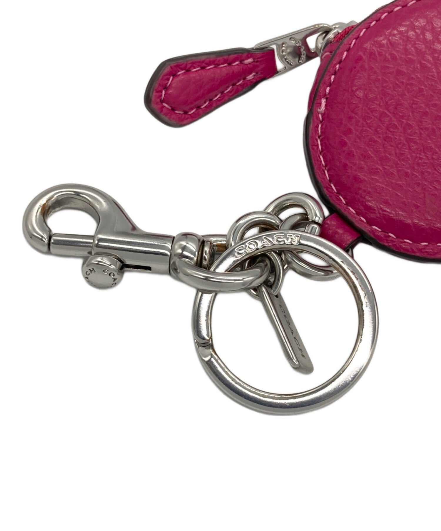 COACH ピンク リボンポーチ　小物入れ 中古・古着通販】COACH (コーチ) ハートポーチ・リベット ピンク