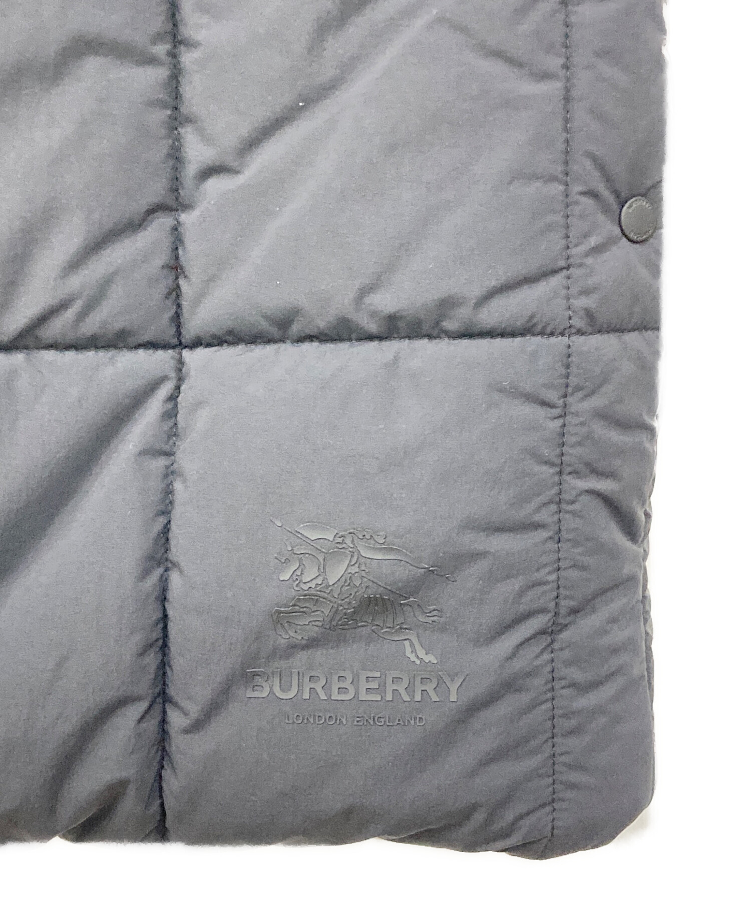 中古・古着通販】BURBERRY (バーバリー) 中綿ベスト ブラック サイズ