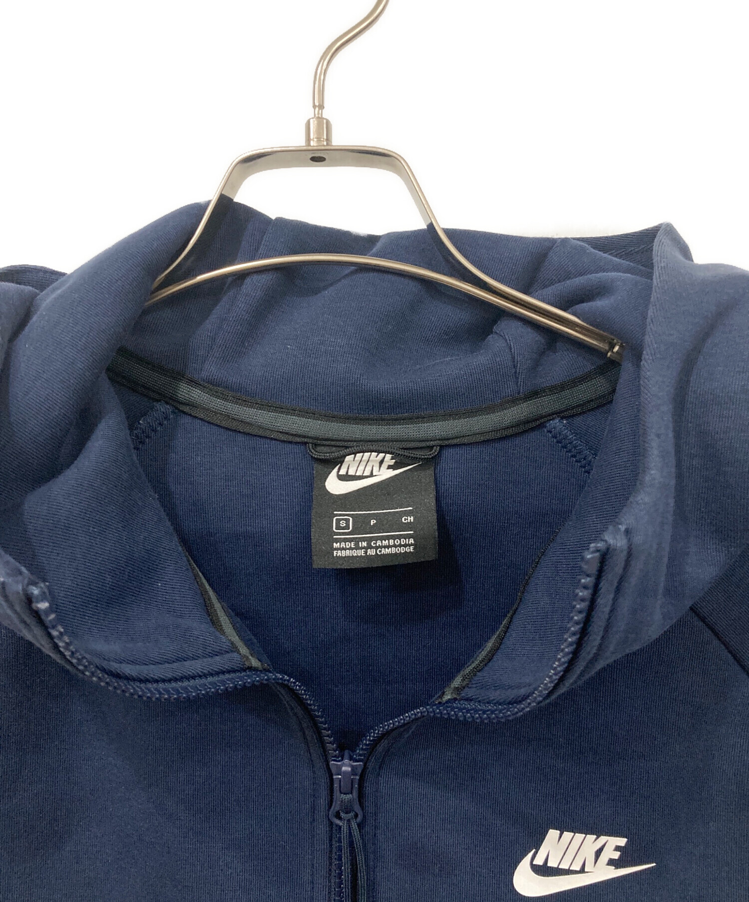 中古・古着通販】NIKE (ナイキ) ジップパーカー ネイビー サイズ:SIZE 中古・古着通販】NIKE (ナイキ) ジップパーカー ネイビー サイズ:SIZE