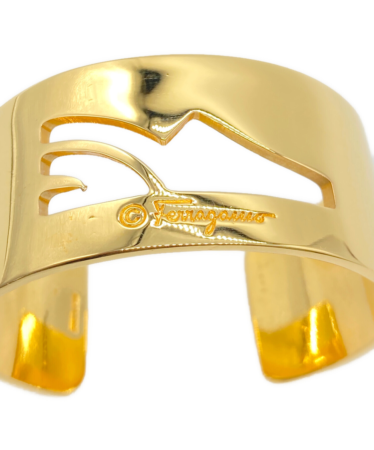 中古・古着通販】Ferragamo (フェラガモ) バングル ゴールド｜ブランド