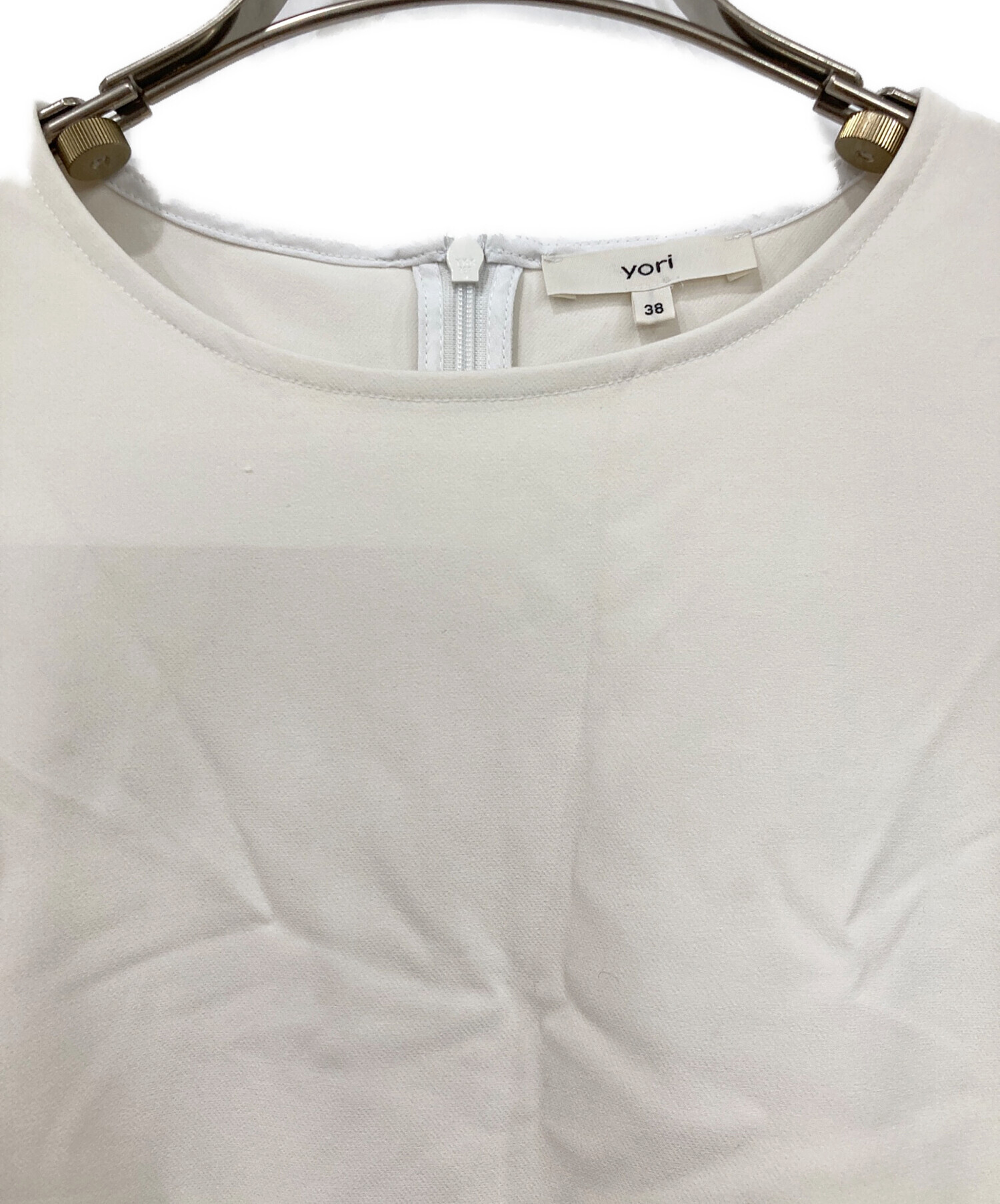 中古・古着通販】YORI (ヨリ) ティアードストレッチブラウス ホワイト 