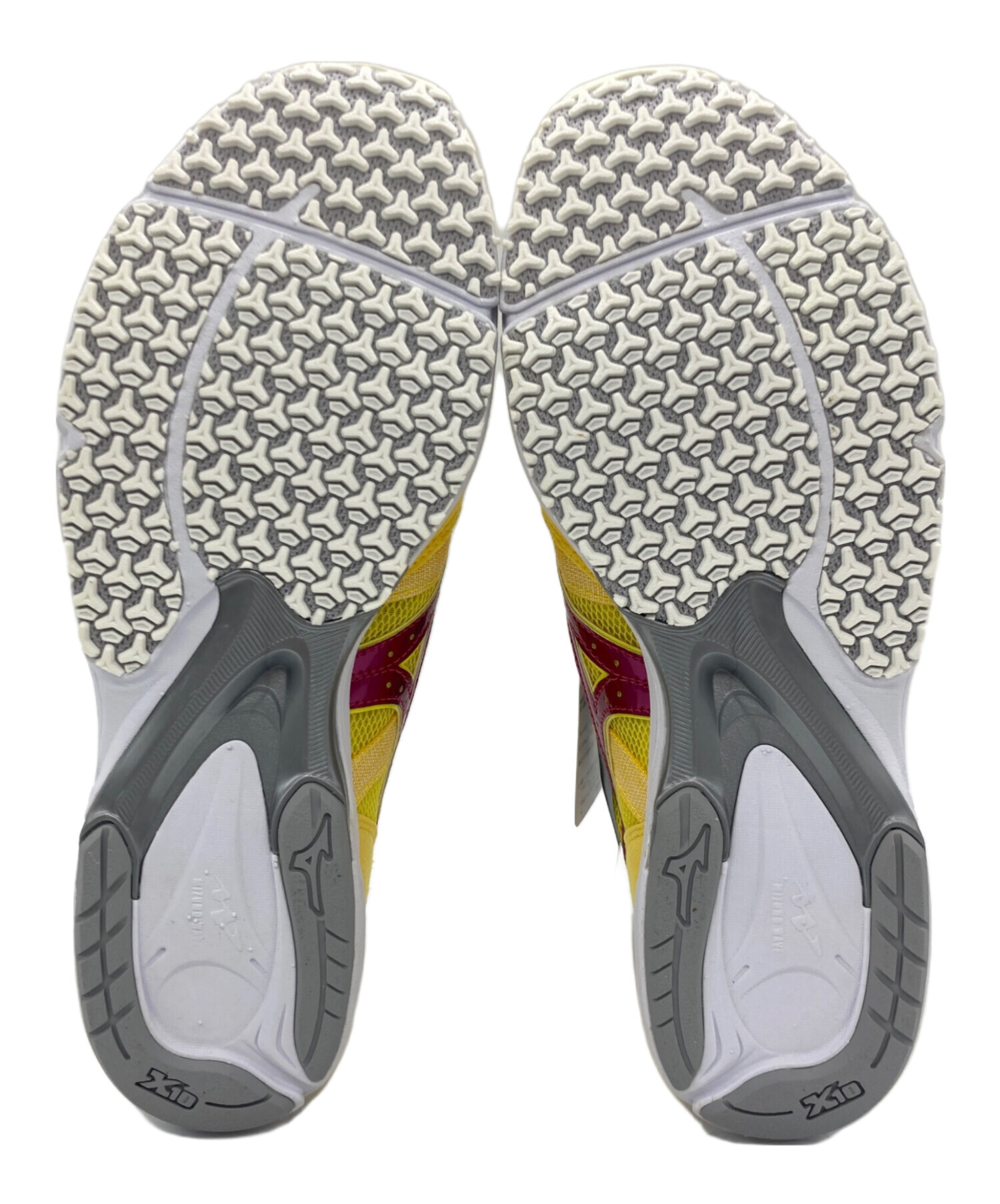 中古・古着通販】MIZUNO (ミズノ) ランニングシューズ イエロー サイズ