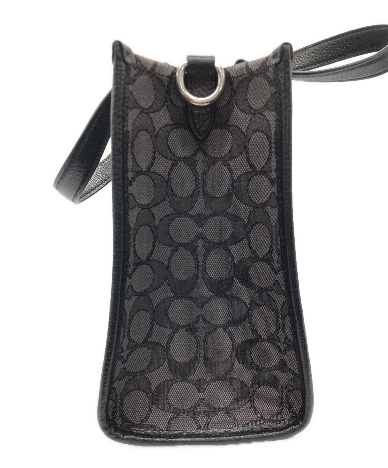 【ジャンク】COACH ショルダーバック 中古・古着通販】COACH (コーチ) ショルダーバッグ レッド｜ブランド