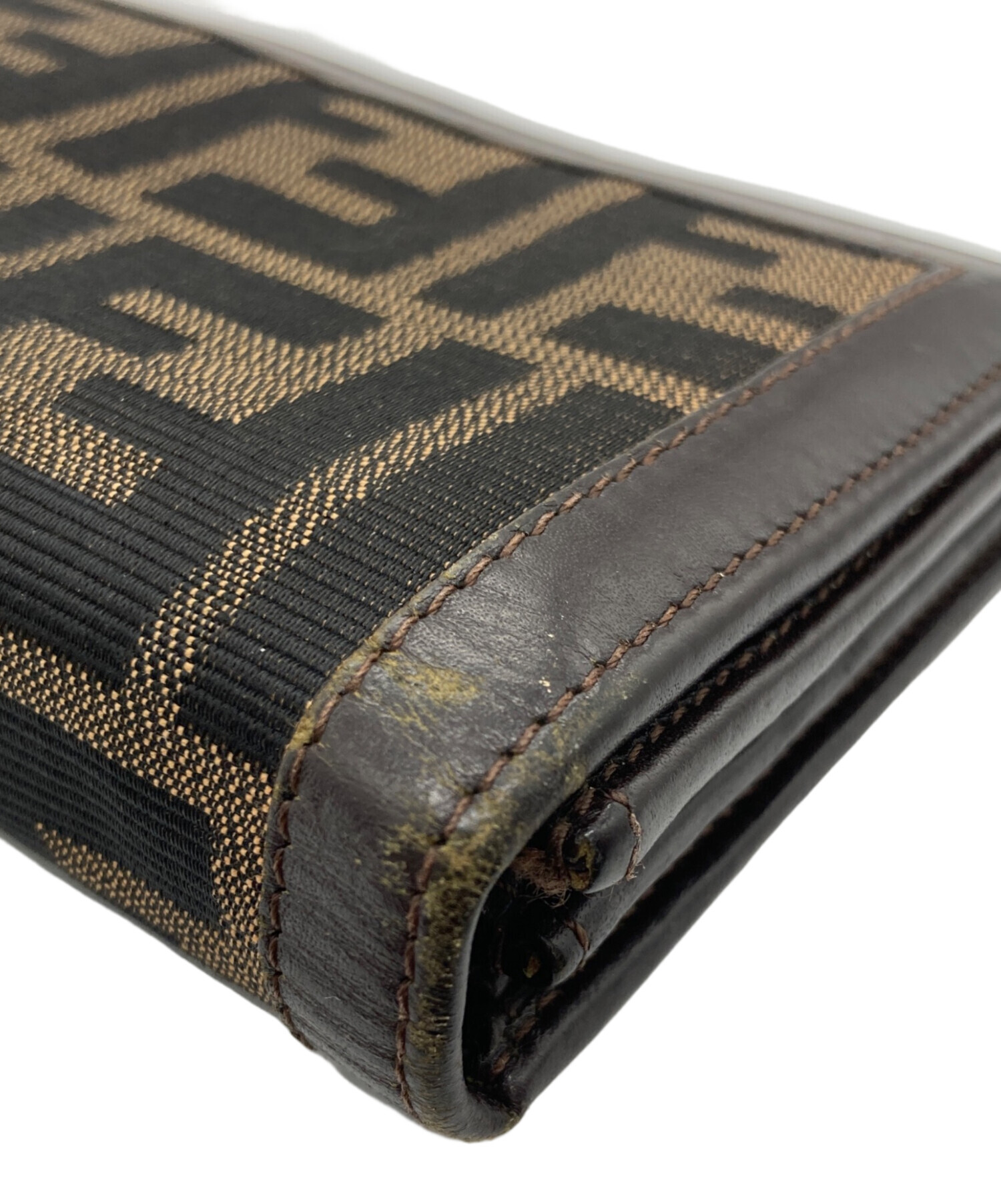 FENDI フェンディ 財布・ケース  茶 【古着】【中古】【送料無料】 中古・古着通販】FENDI (フェンディ) 2つ折り財布 ブラウン｜ブランド