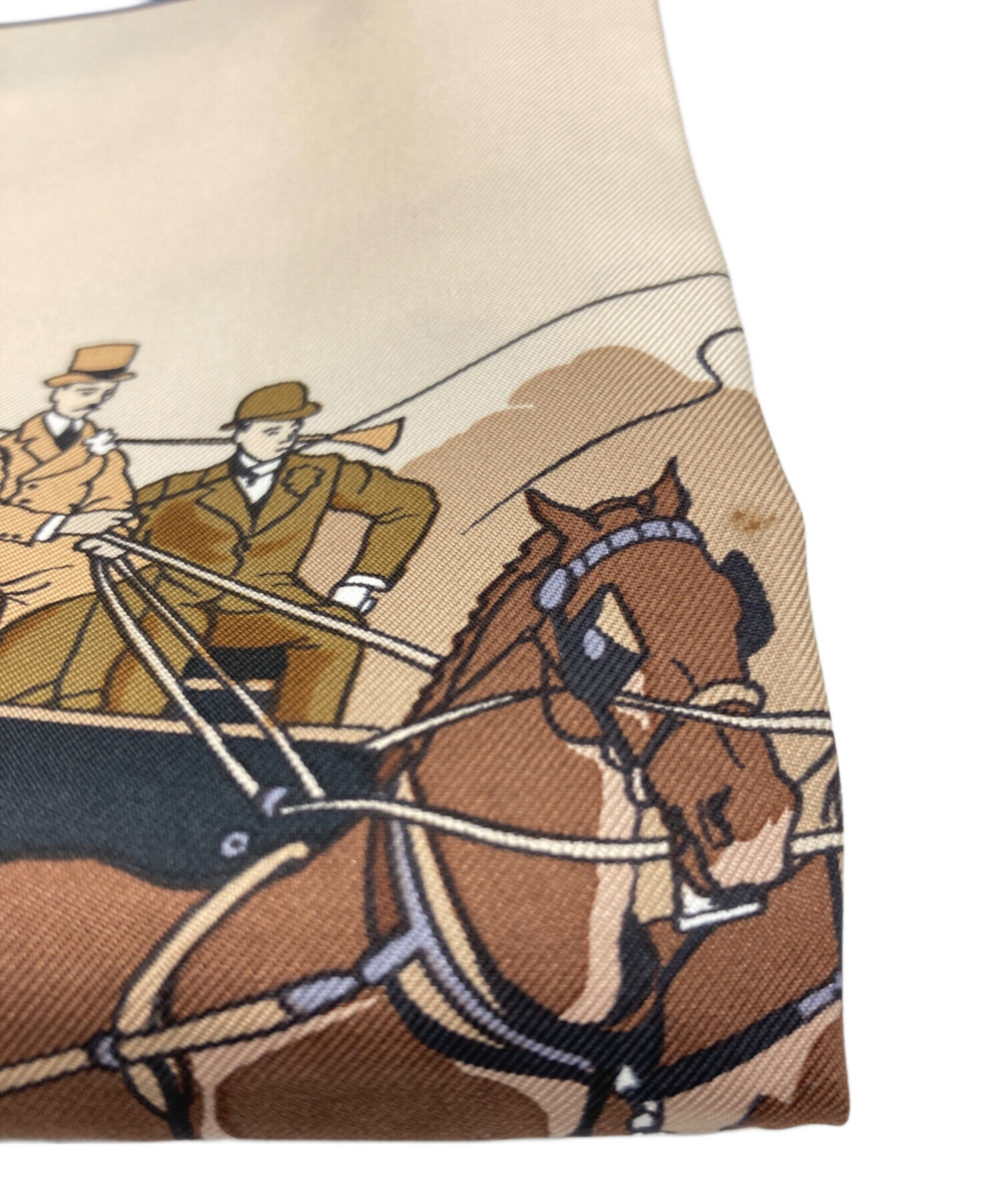 最終価格　エルメス　馬柄シルクスカーフ　ベージュ 中古・古着通販】HERMES (エルメス) シルクスカーフ ベージュ