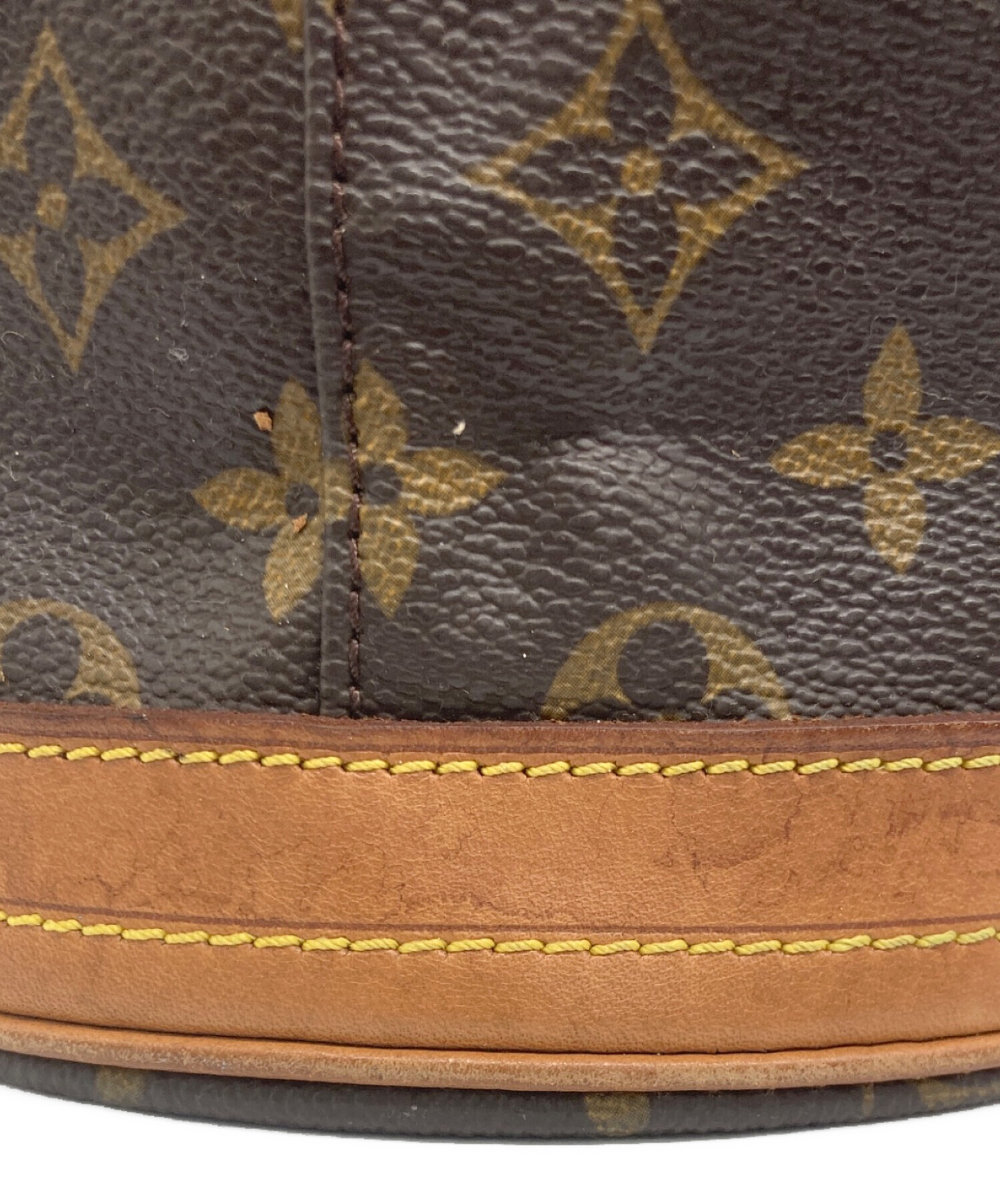 Louis Vuitton バケットバッグ ブラウン 中古・古着通販】LOUIS VUITTON (ルイ ヴィトン) バケットGM ブラウン