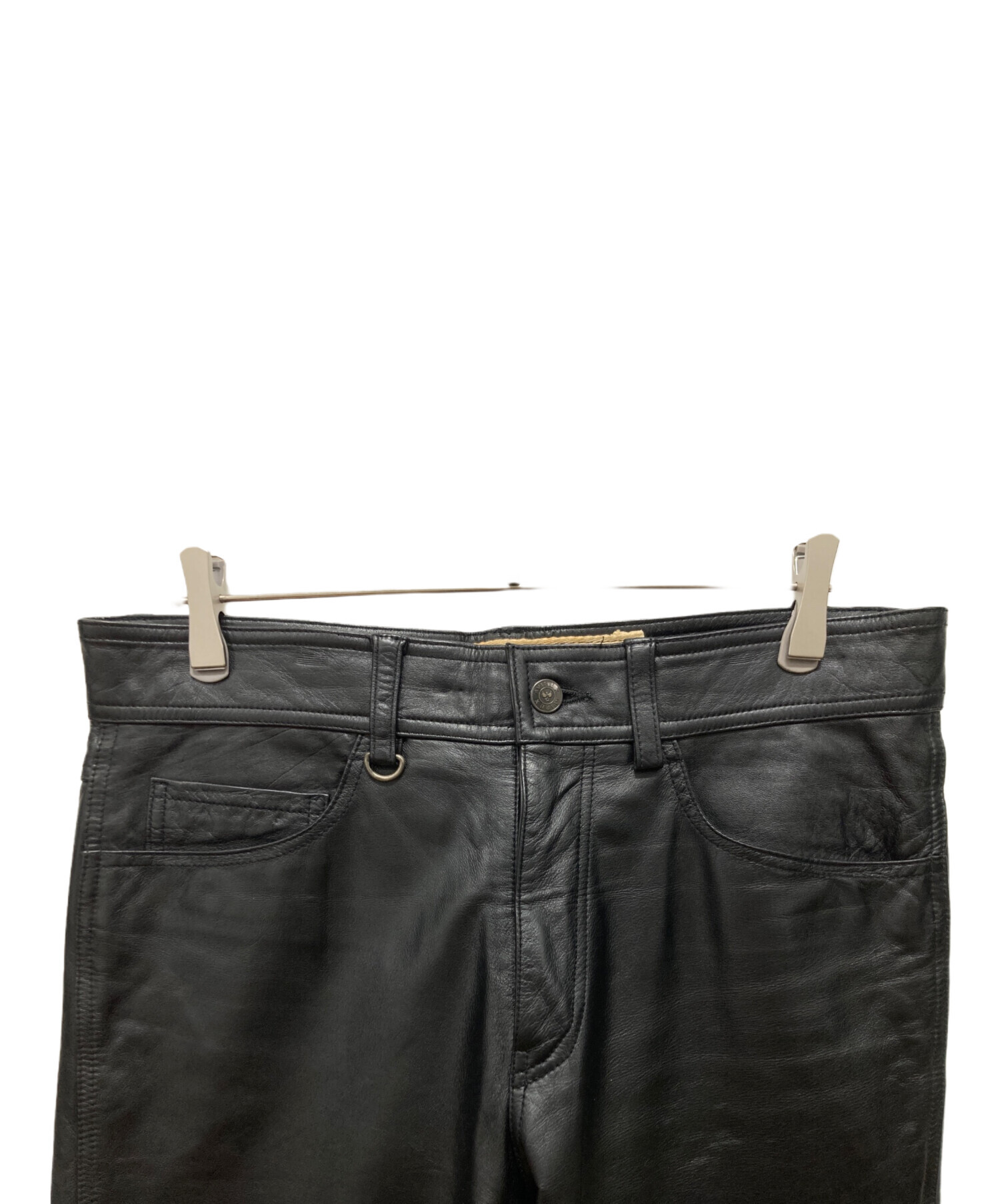 レザー ブラックパンツ AVIREX 中古・古着通販】AVIREX (アヴィレックス) レザーパンツ ブラック