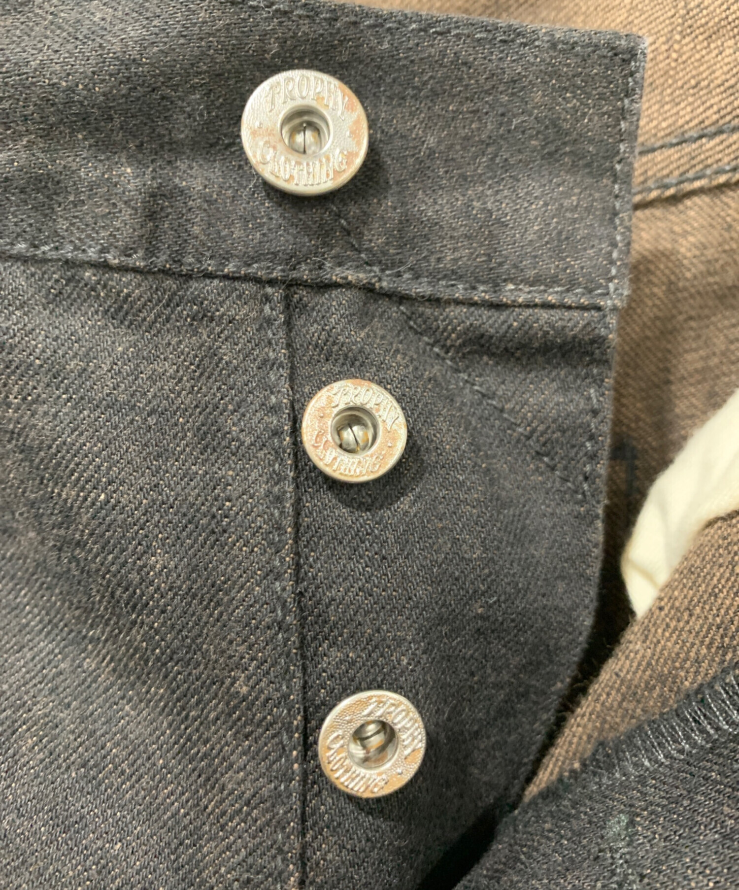 【美品】TROPHY CLOTHING / Lot.1605（W33） 1605 Standard Dirt Denim by Trophy Clothing - Tempo 1184 Valencia