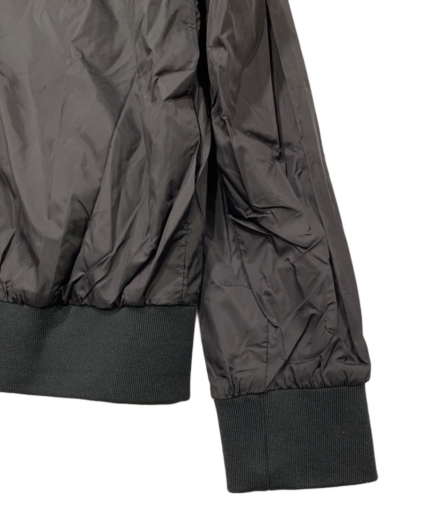 MARNI - MARNI マルニ ノーカラージャケット 40(M位) エンジx黒(ボーダー) 【古着】【中古】 中古・古着通販】MARNI (マルニ) ナイロンカジュアルジャケット