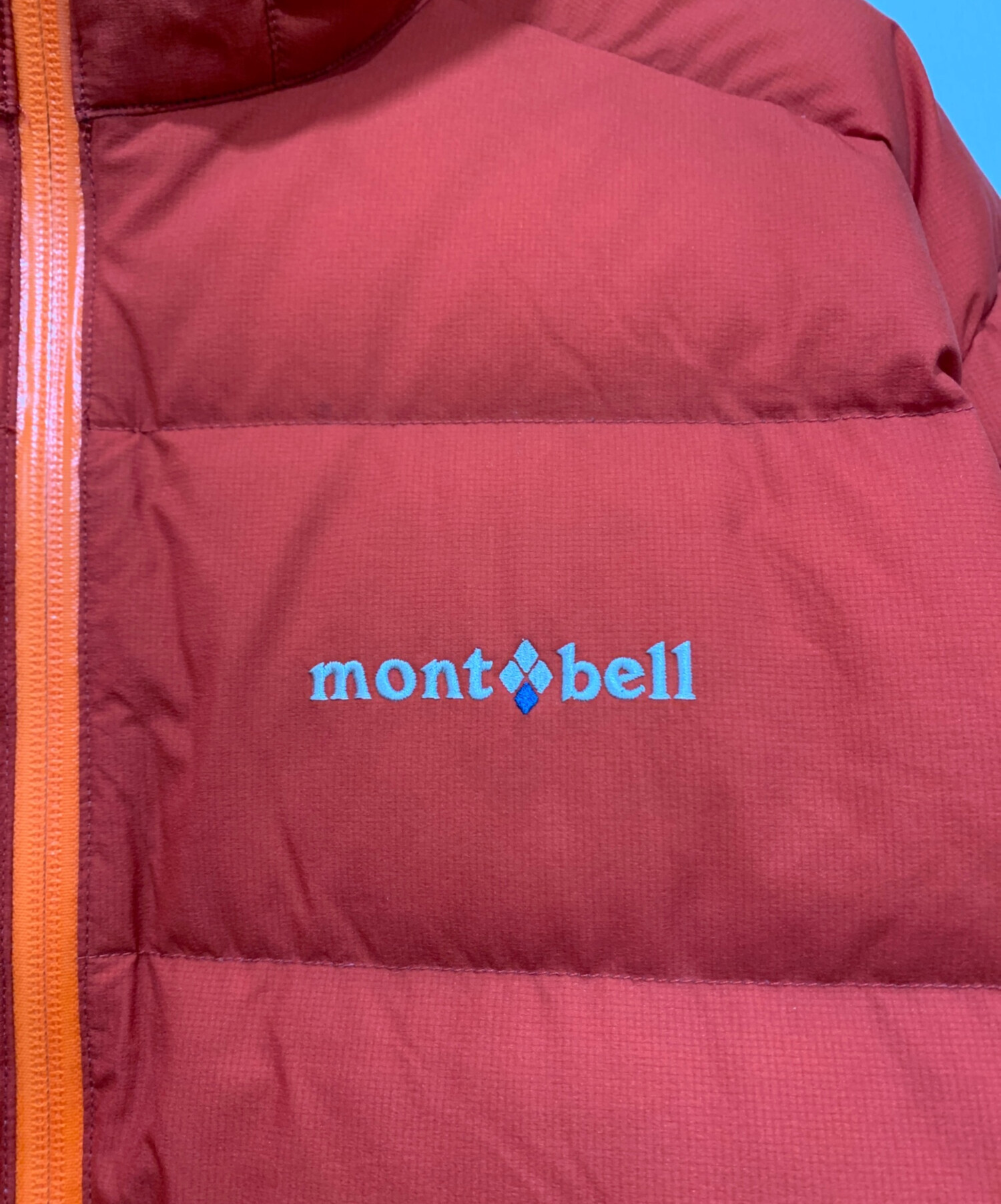 中古・古着通販】mont-bell (モンベル) ダウンジャケット レッド