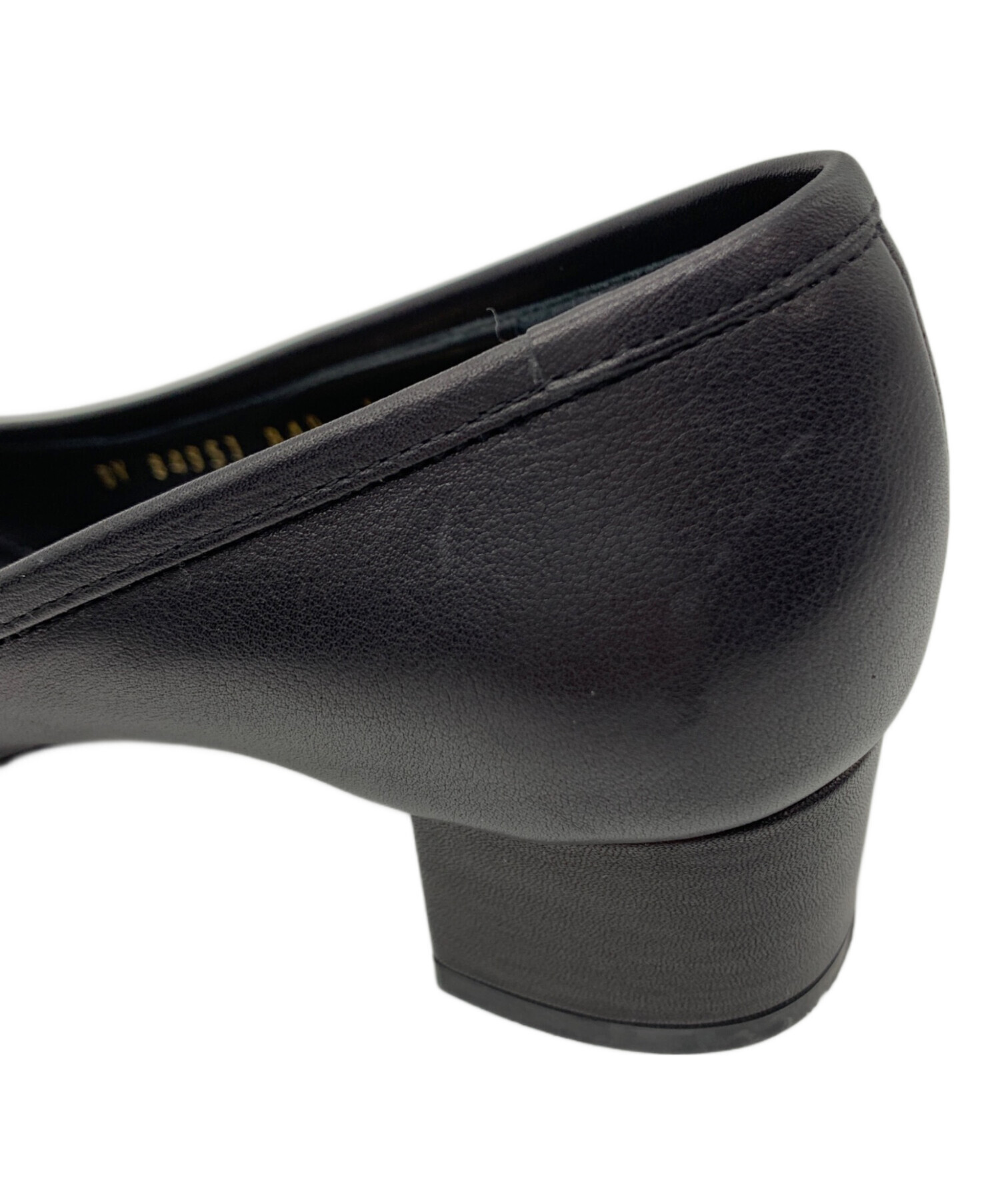 Salvatore Ferragamo ブラック ハイヒール・パンプス 中古・古着通販】Salvatore Ferragamo (サルヴァトーレ フェラガモ