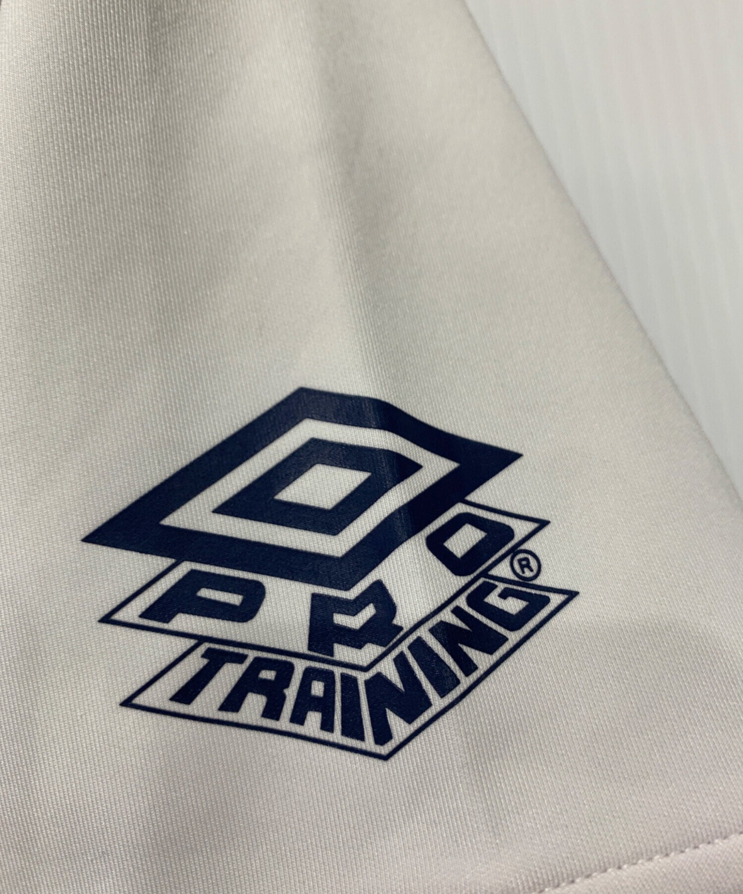 【umbro】ハーツオブオーク/2022/白/【XL】古着 中古・古着通販】UMBRO (アンブロ) X-LARGE (エクストララージ) SOCCER