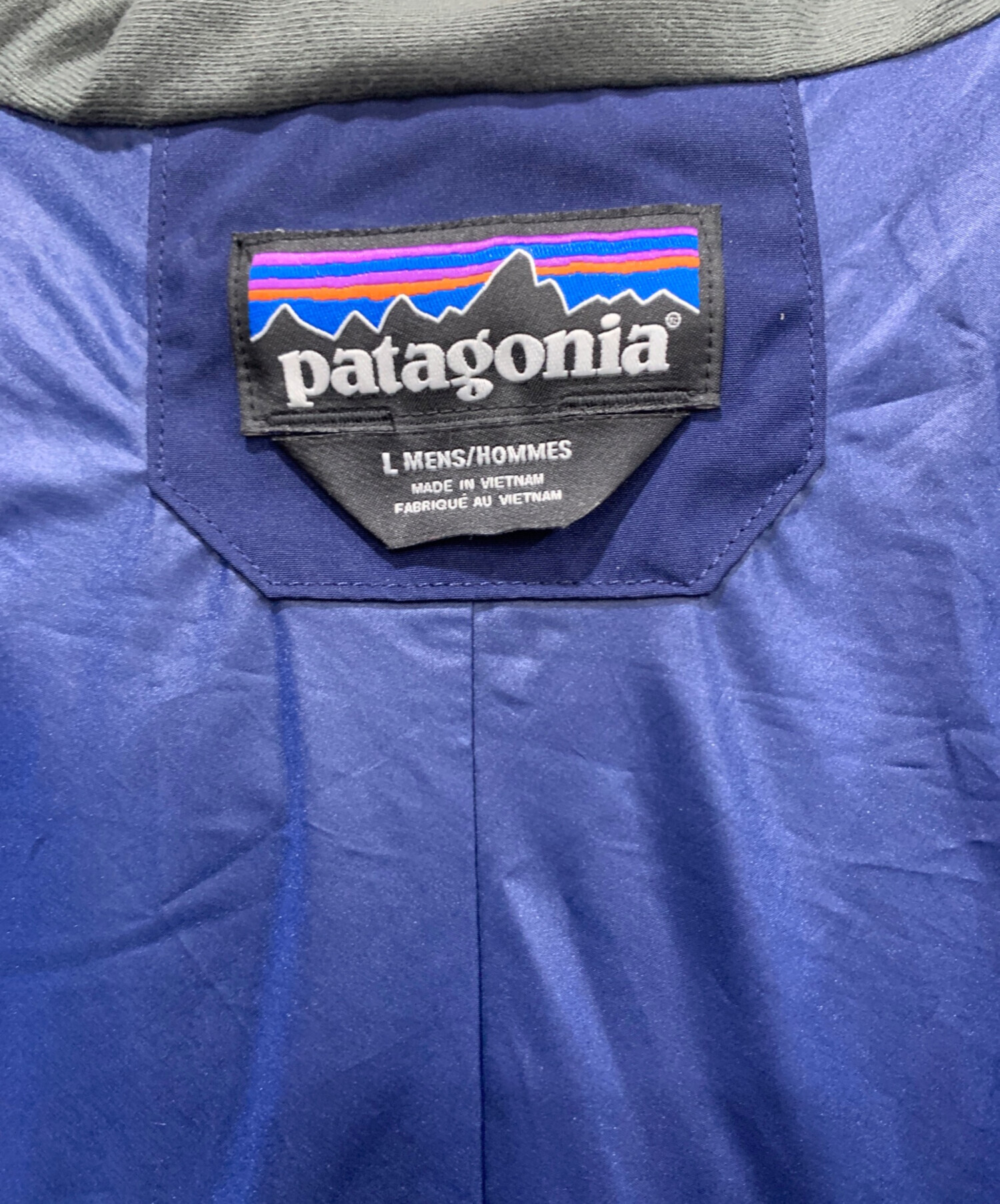 中古・古着通販】Patagonia (パタゴニア) マウンテンパーカー ネイビー