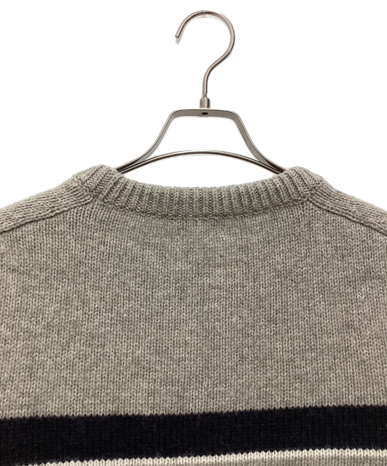 中古・古着通販】CELINE (セリーヌ) トリオンフ刺繍入りラウンドネック