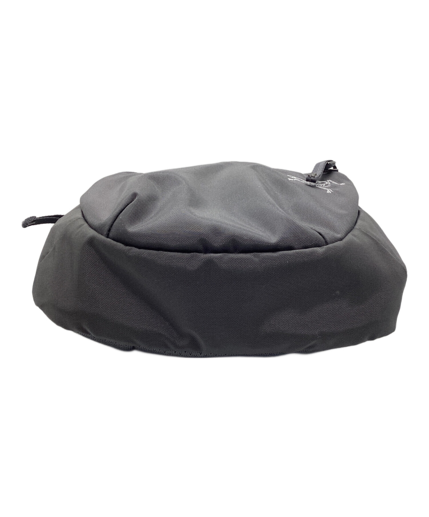 ARC'TERYX ショルダーバッグ グレー 中古・古着通販】ARC'TERYX (アークテリクス) ショルダーバッグ Maka 2